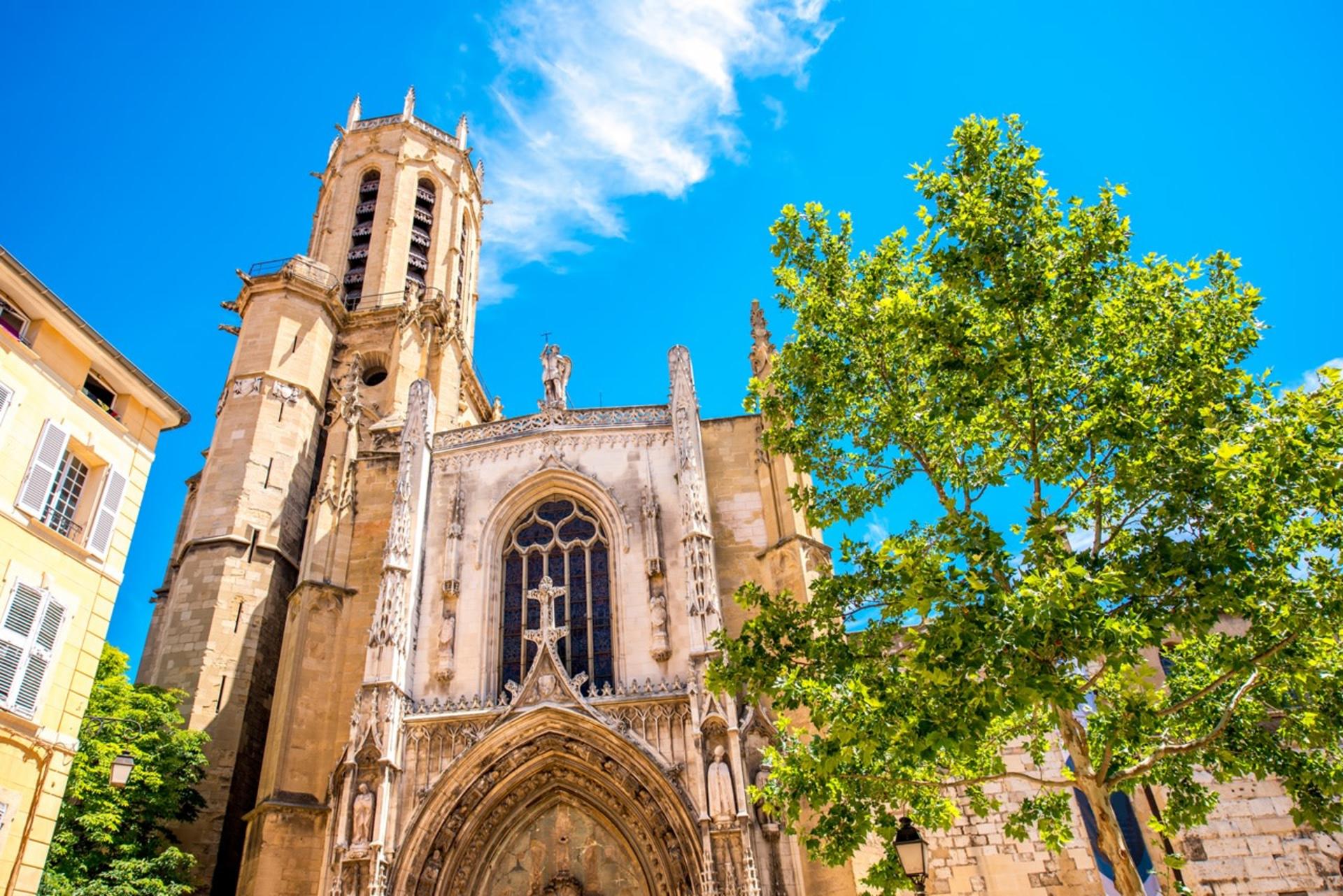 Aix-en-Provence & Cassis Private Tour: Heritage, Art & Sea Views - Image 1