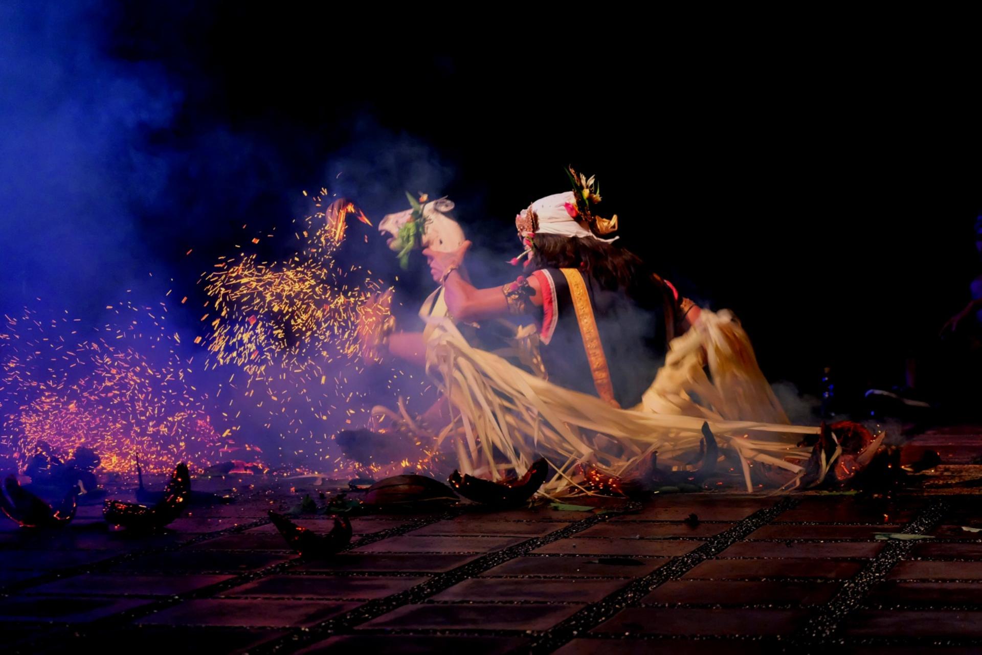 Bali Monkey Forest, Art Village, & Traditional Market Private Day Tour with Kecak Fire Dance Show - Thumbnail 5