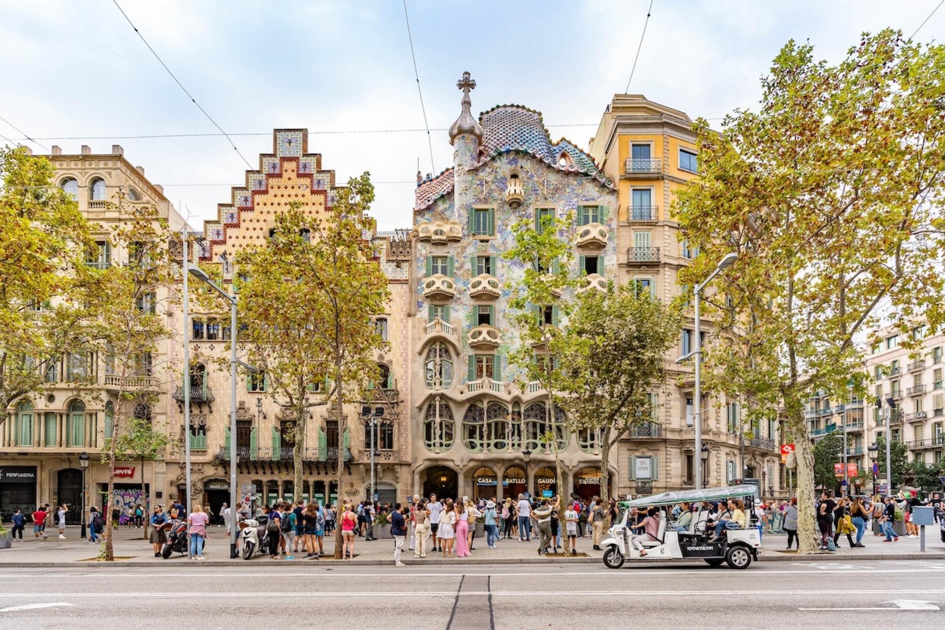 Tuk Tuk Tour in Barcelona - Thumbnail 12