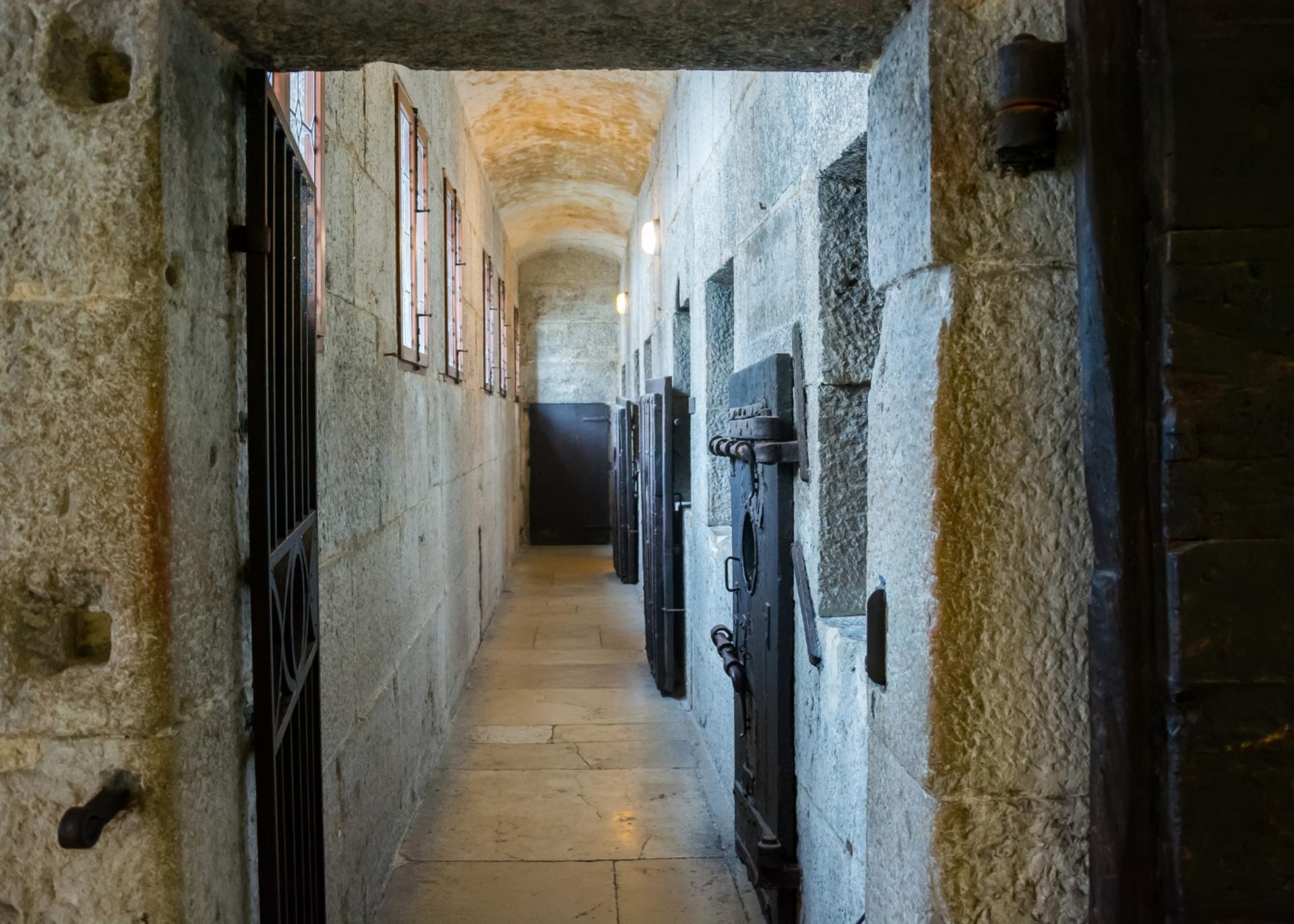 Venice Lords of the Night Prisons Palace Cells & Torture Tools Tour - Thumbnail 5