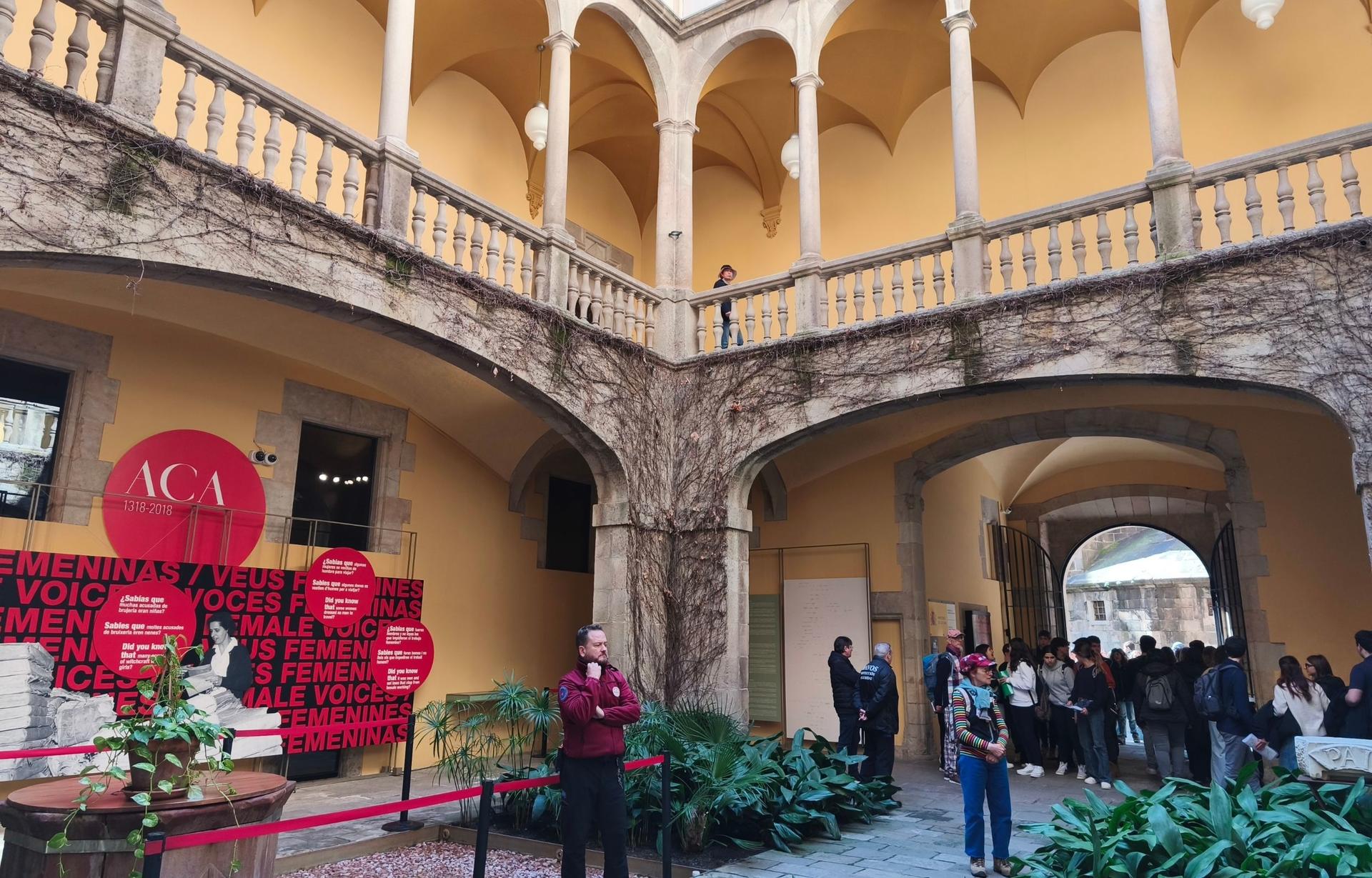 Barcelona Gothic Quarter Half-Day Small Group Walking Tour - Thumbnail 26