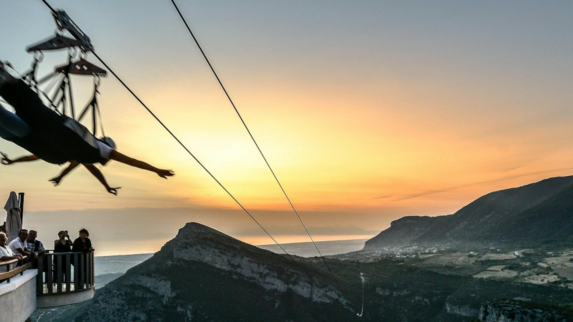 Cilento in Volo Zipline Flight Experience in Trentinara - Thumbnail 2