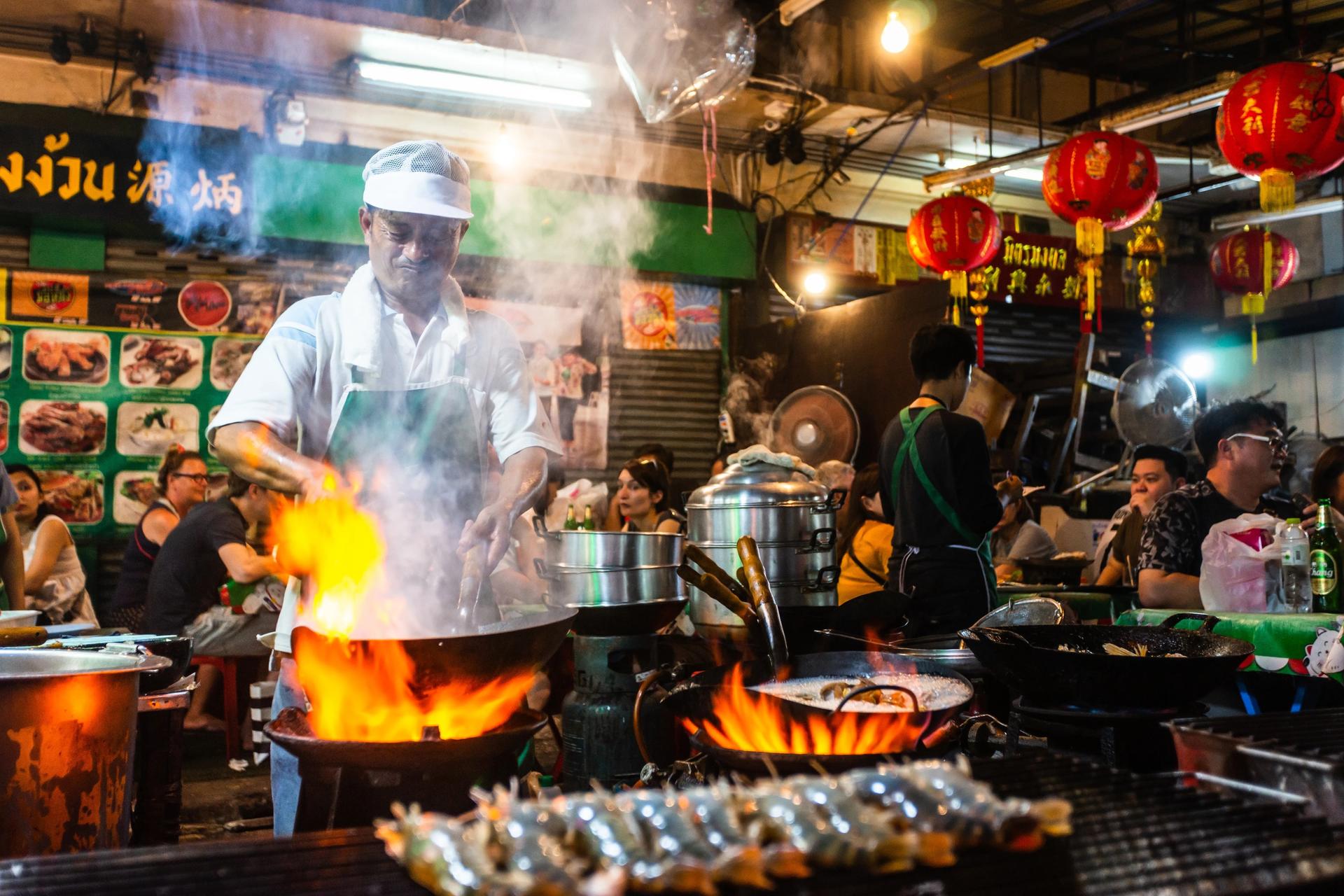 Authentic Street Food Tour in Chinatown I Bangkok - Thumbnail 11