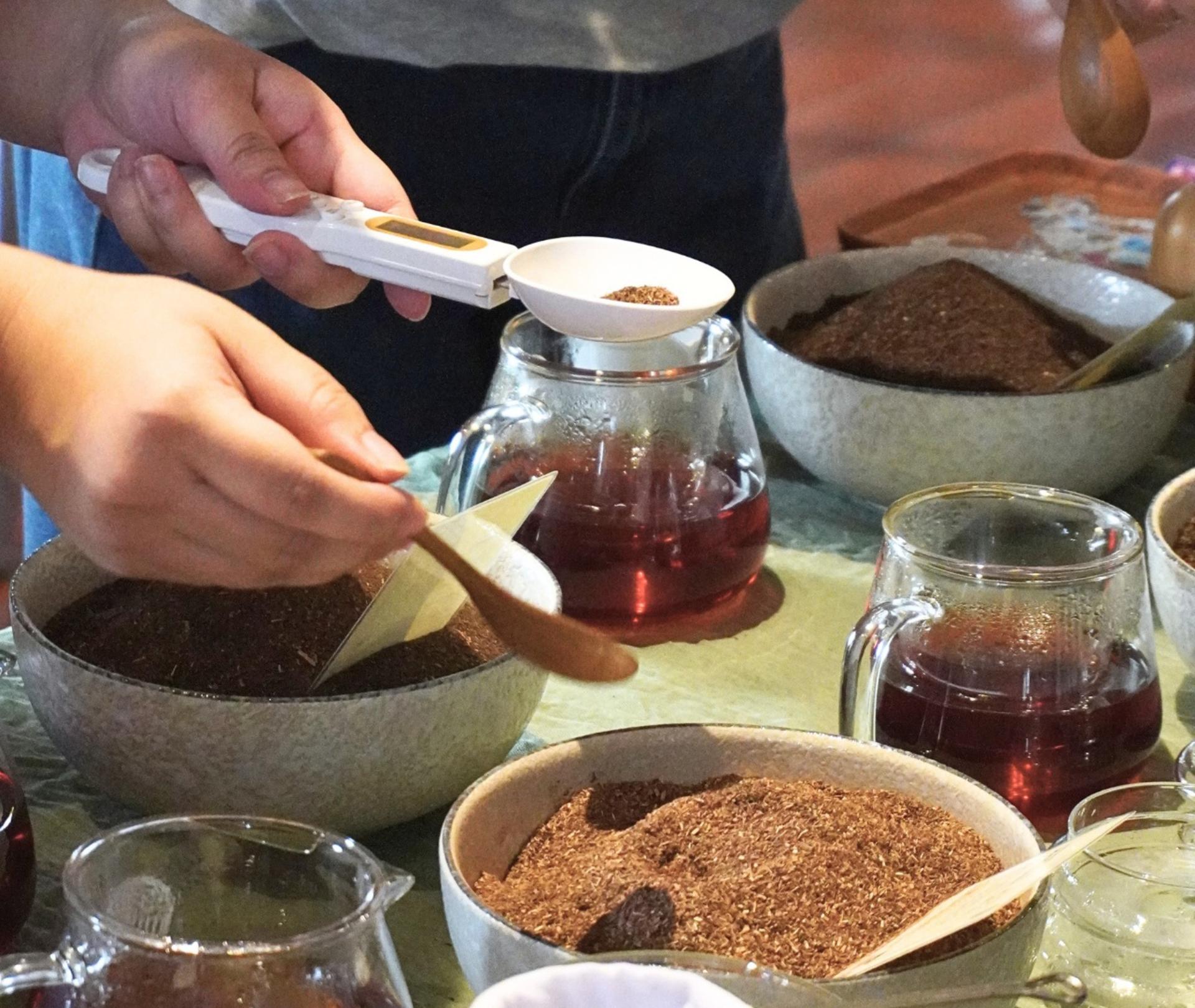 Homprung by Baihor Herbal Workshop Experiences in Bangkok - Thumbnail 17