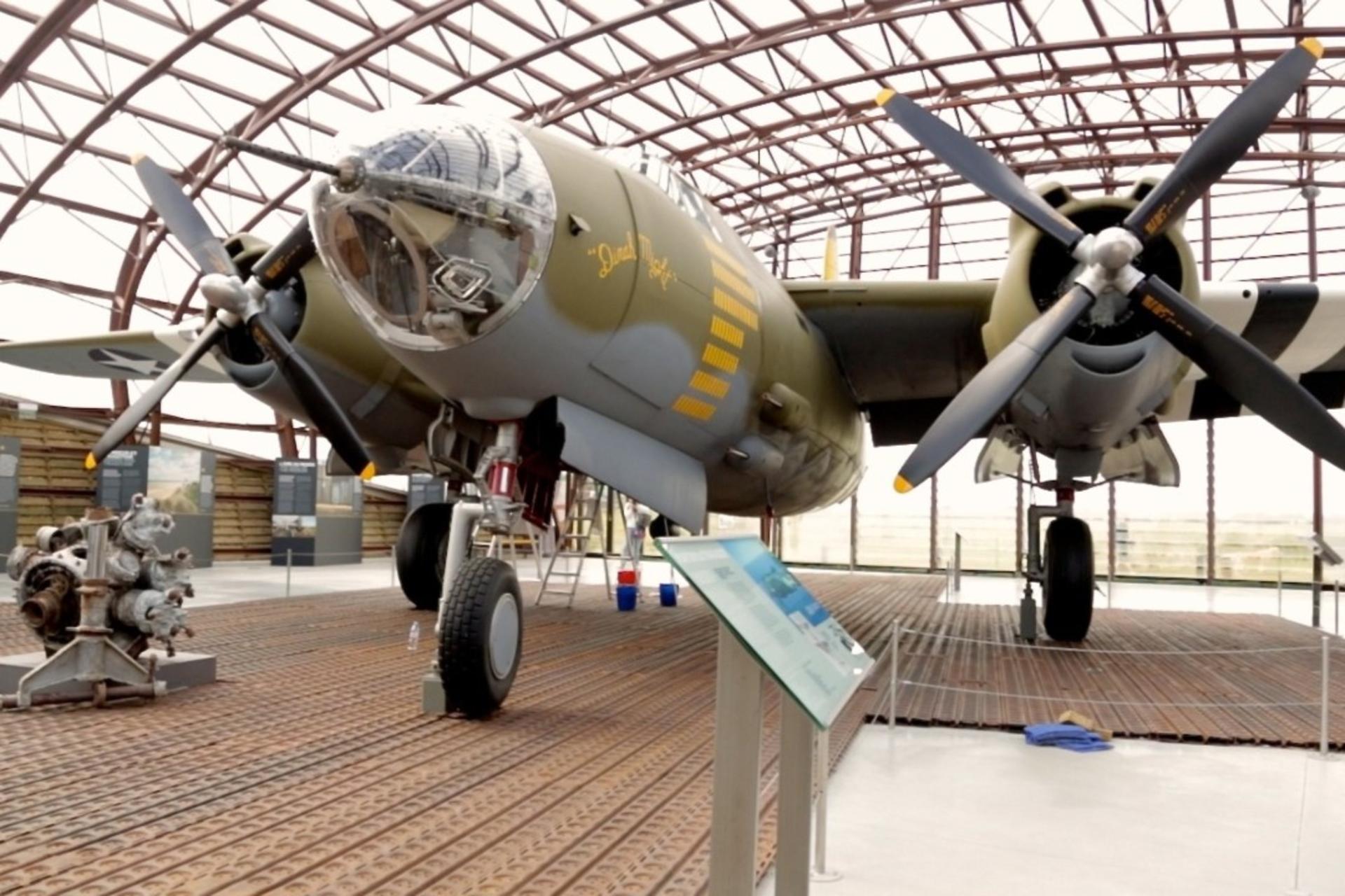 D-Day Beaches of Normandy Day Tour from Paris with Authentic French Lunch - Thumbnail 2