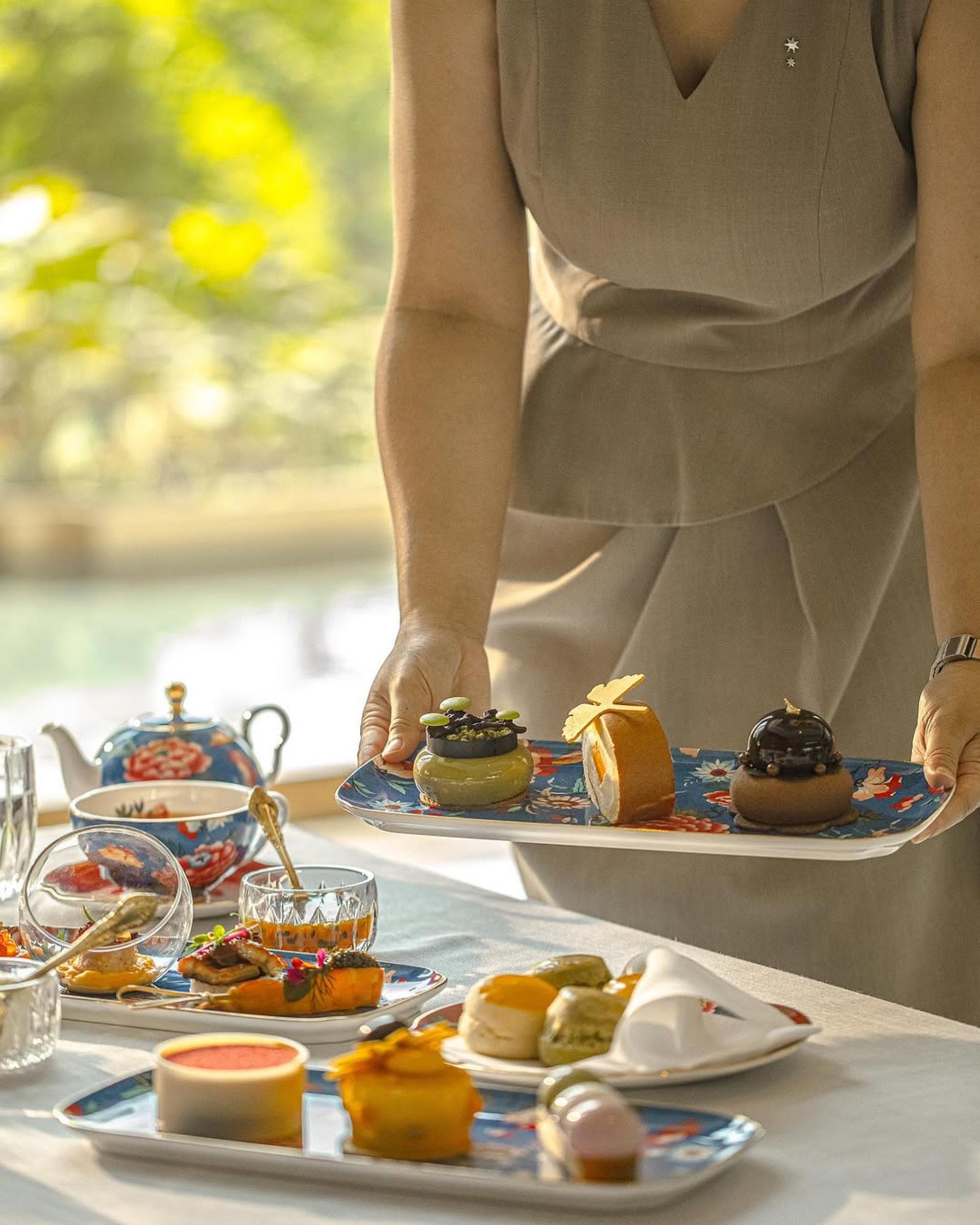 Afternoon Tea at Capella Bangkok Tea Lounge - Thumbnail 3