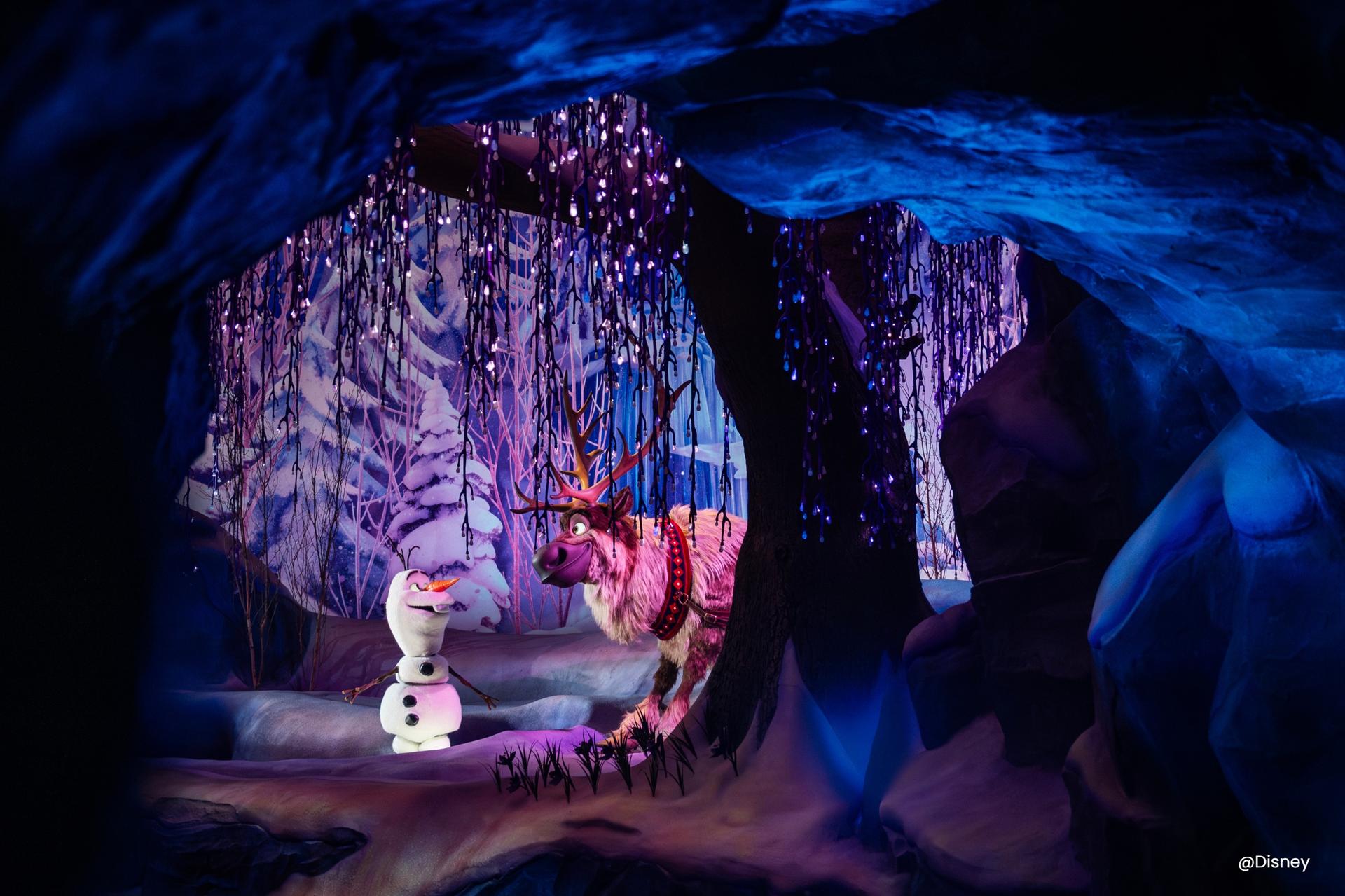 Disneyland Paris Theme Park Ticket - Thumbnail 5