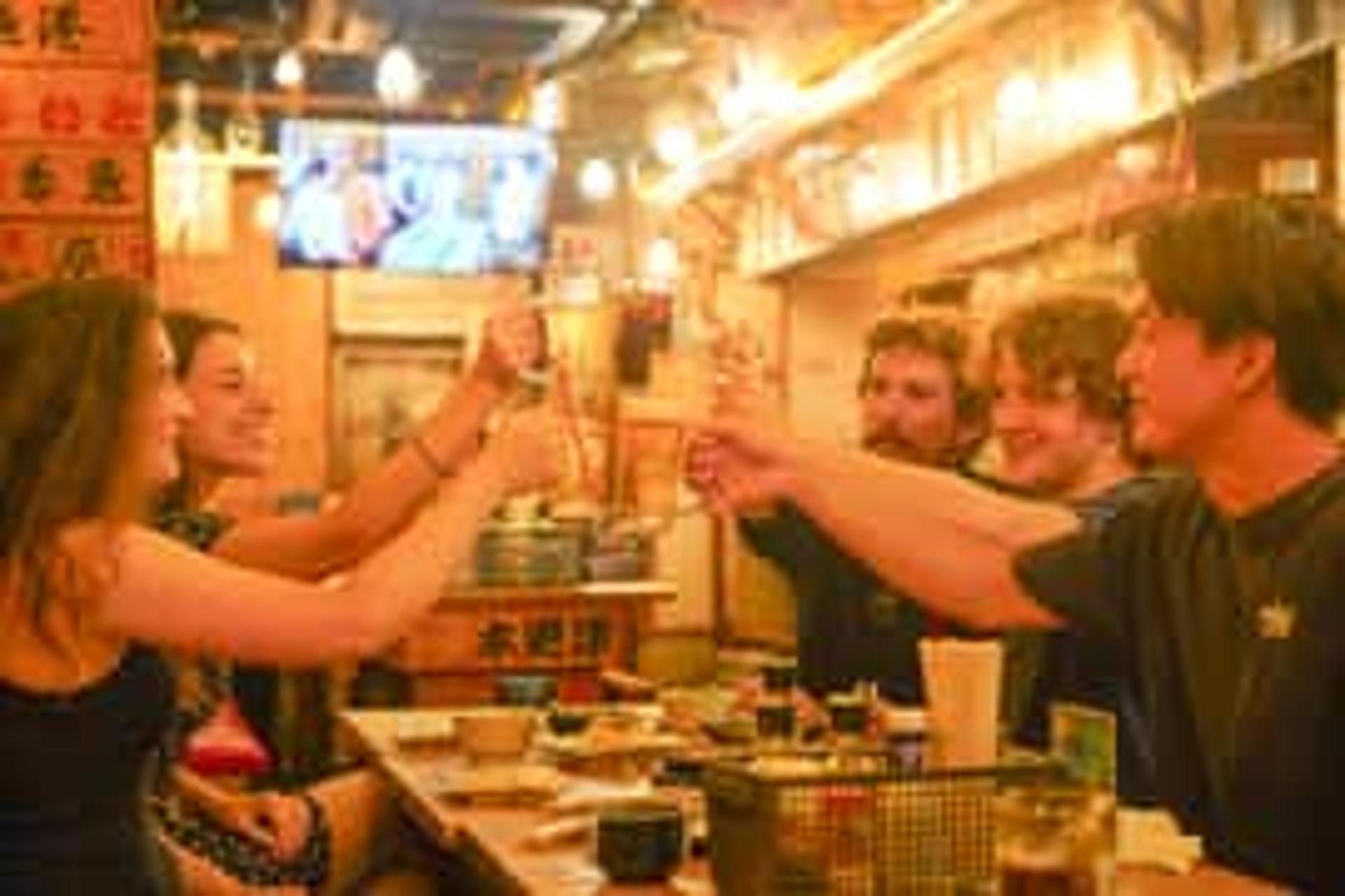 Akasaka Izakaya & Bar Hopping Experience in Tokyo with Local Guide - Thumbnail 2