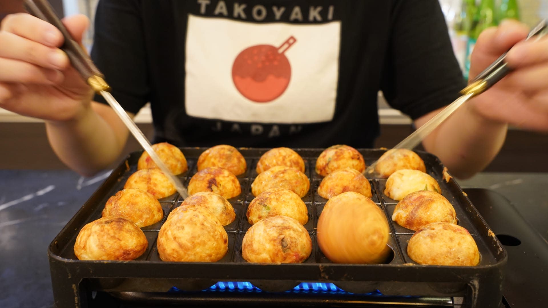 Osaka: Sake Tasting & Japanese Cooking Experience - Thumbnail 7