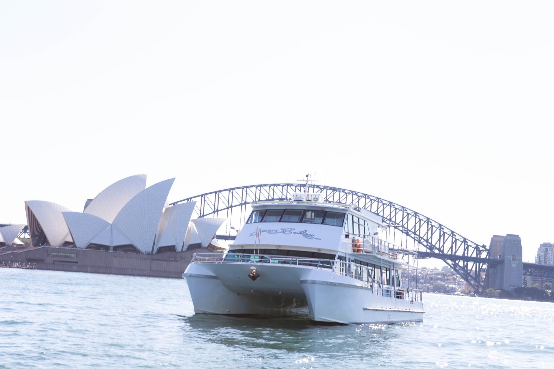 Sydney Whale Watching Cruise with Breakfast or Lunch - Thumbnail 8