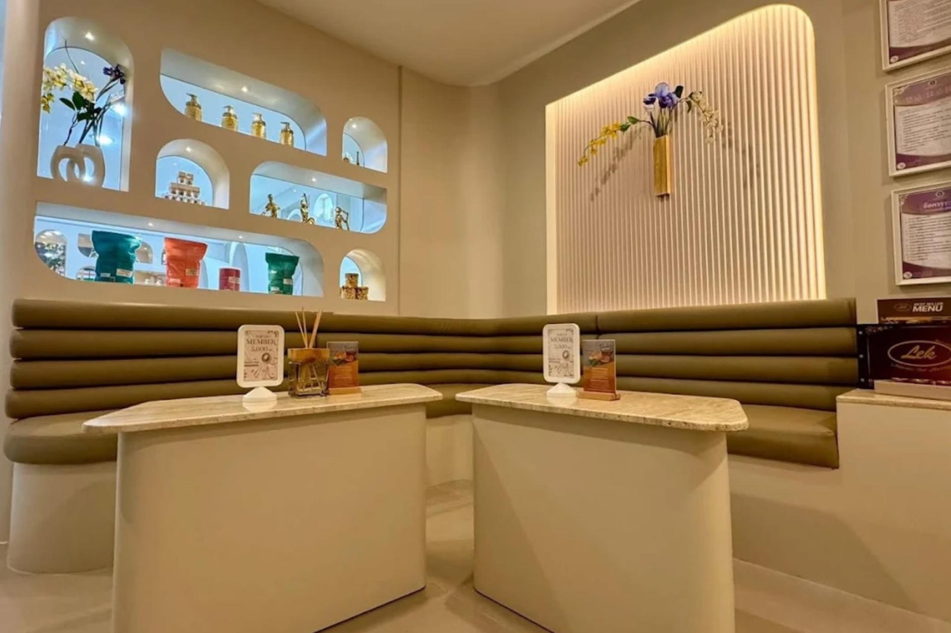 Lek Massage Bangkok - Lek Maison - Thumbnail 3