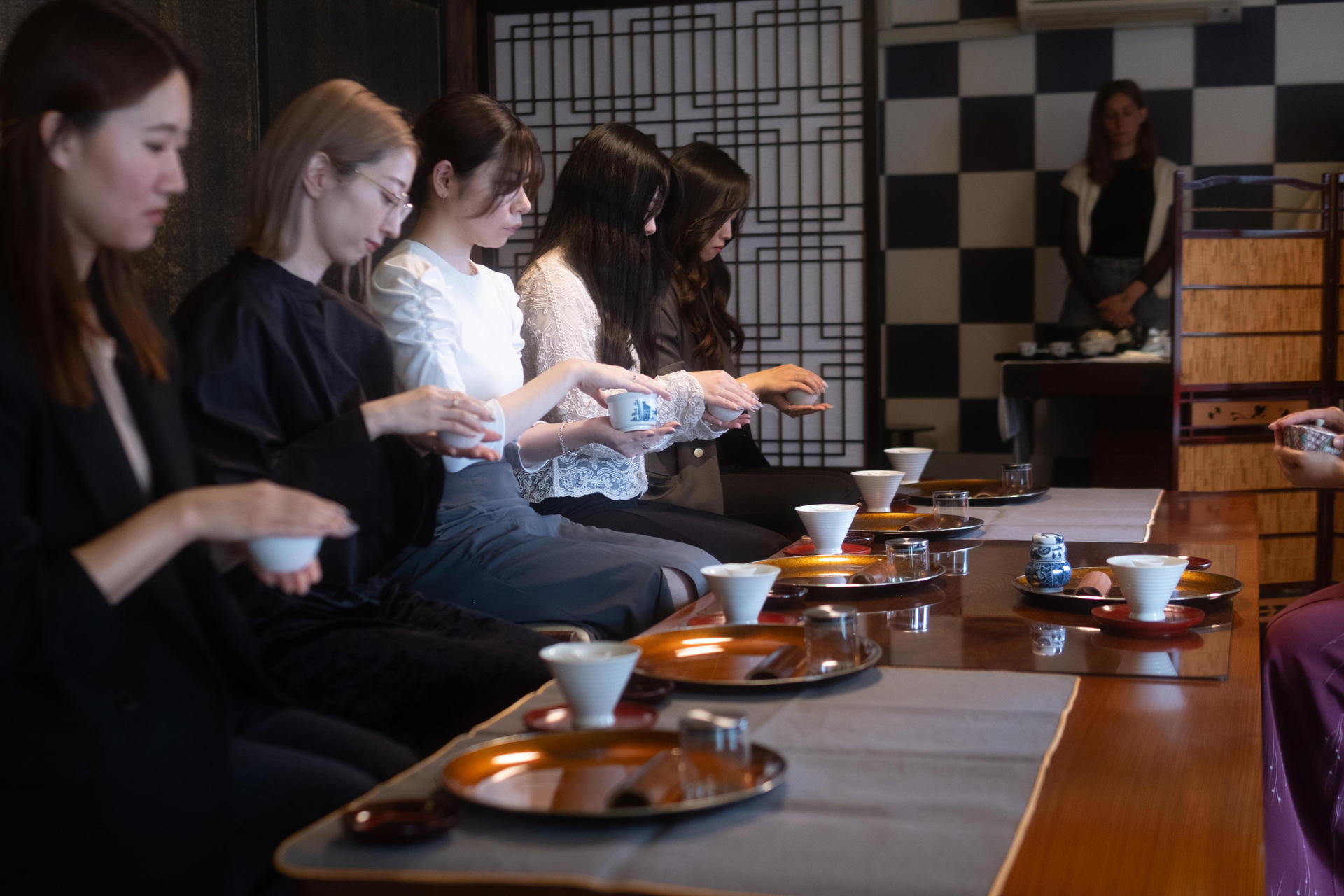 Discover and Learn the Art of the Sencha Tea Ceremony in Kyoto - Thumbnail 8