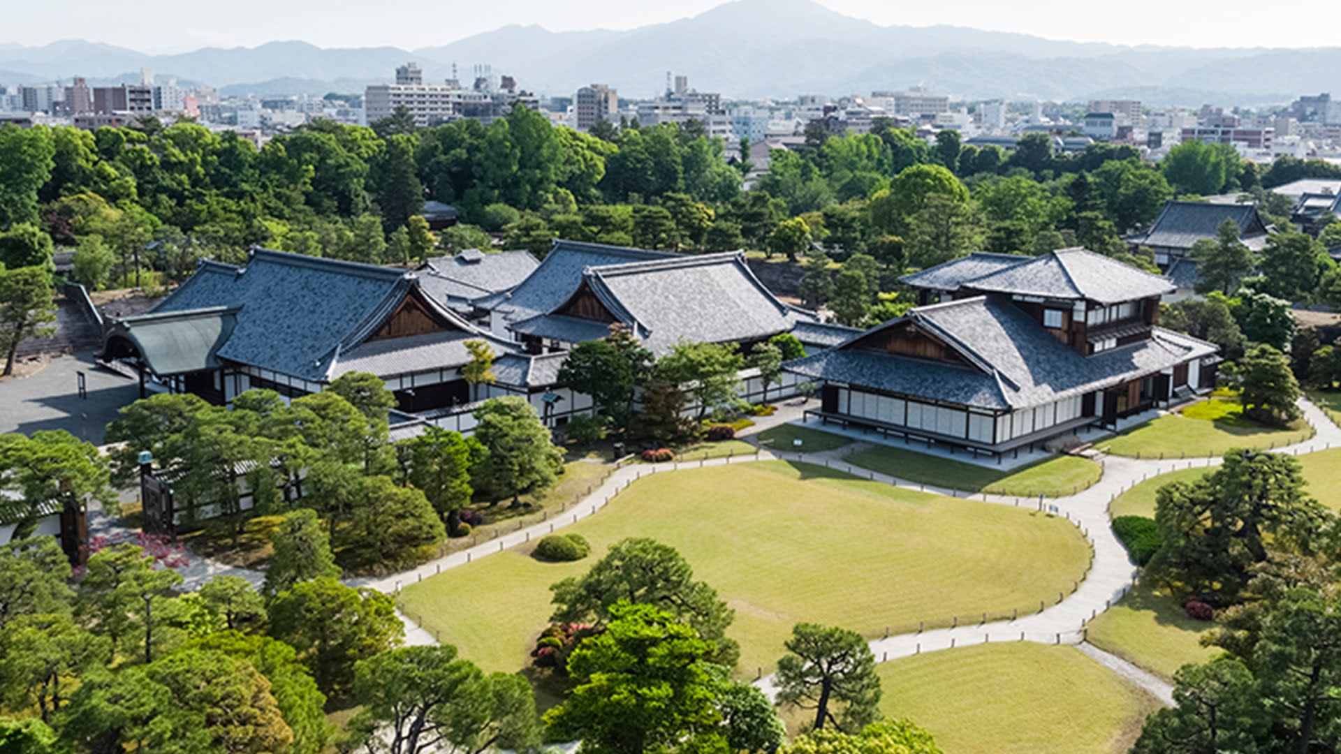Kyoto: Nijo Castle Admission / World Heritage Guided Tour - Thumbnail 11