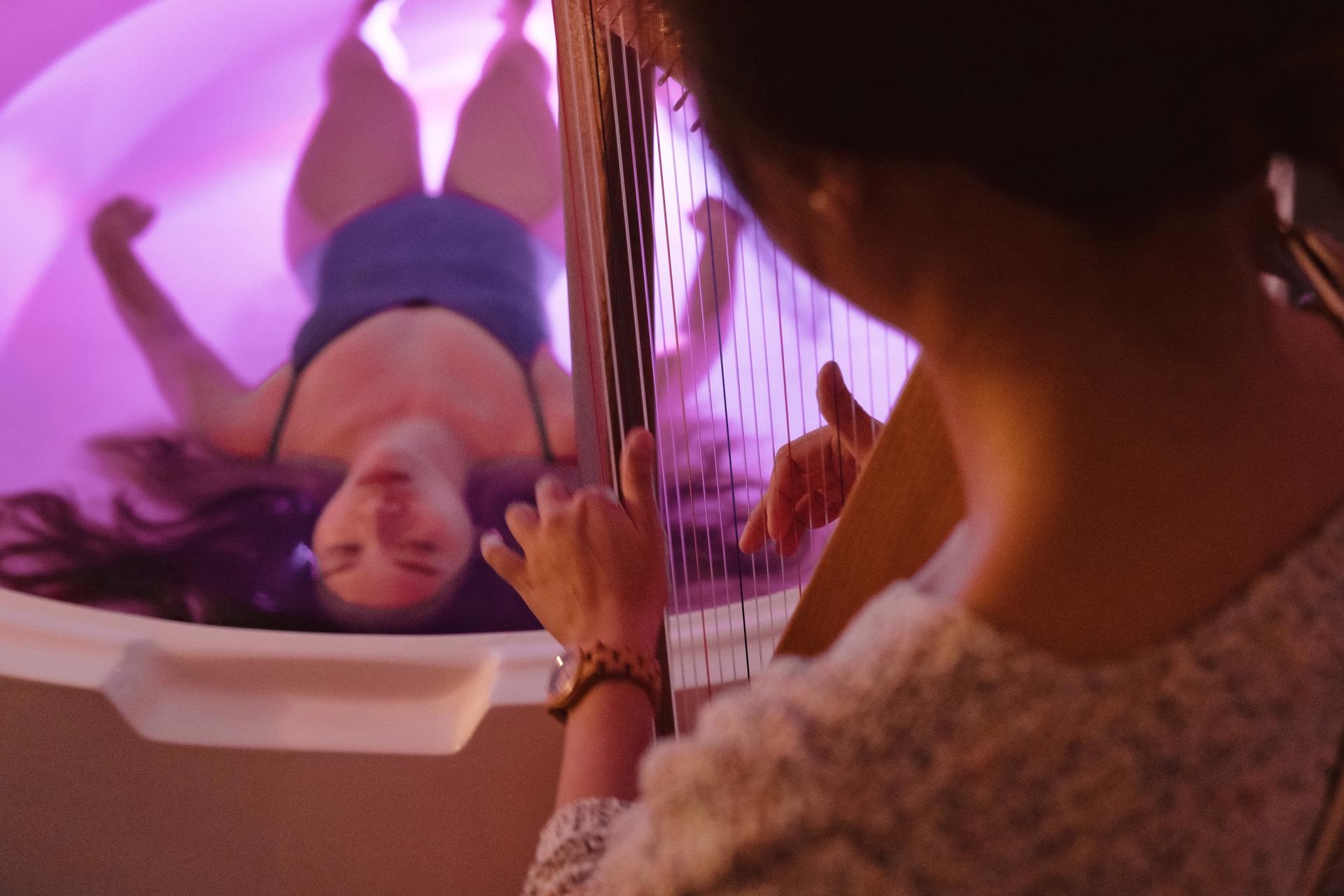 Floatside Harp Therapy: Private Live Harp & Water Healing Experience - Thumbnail 5