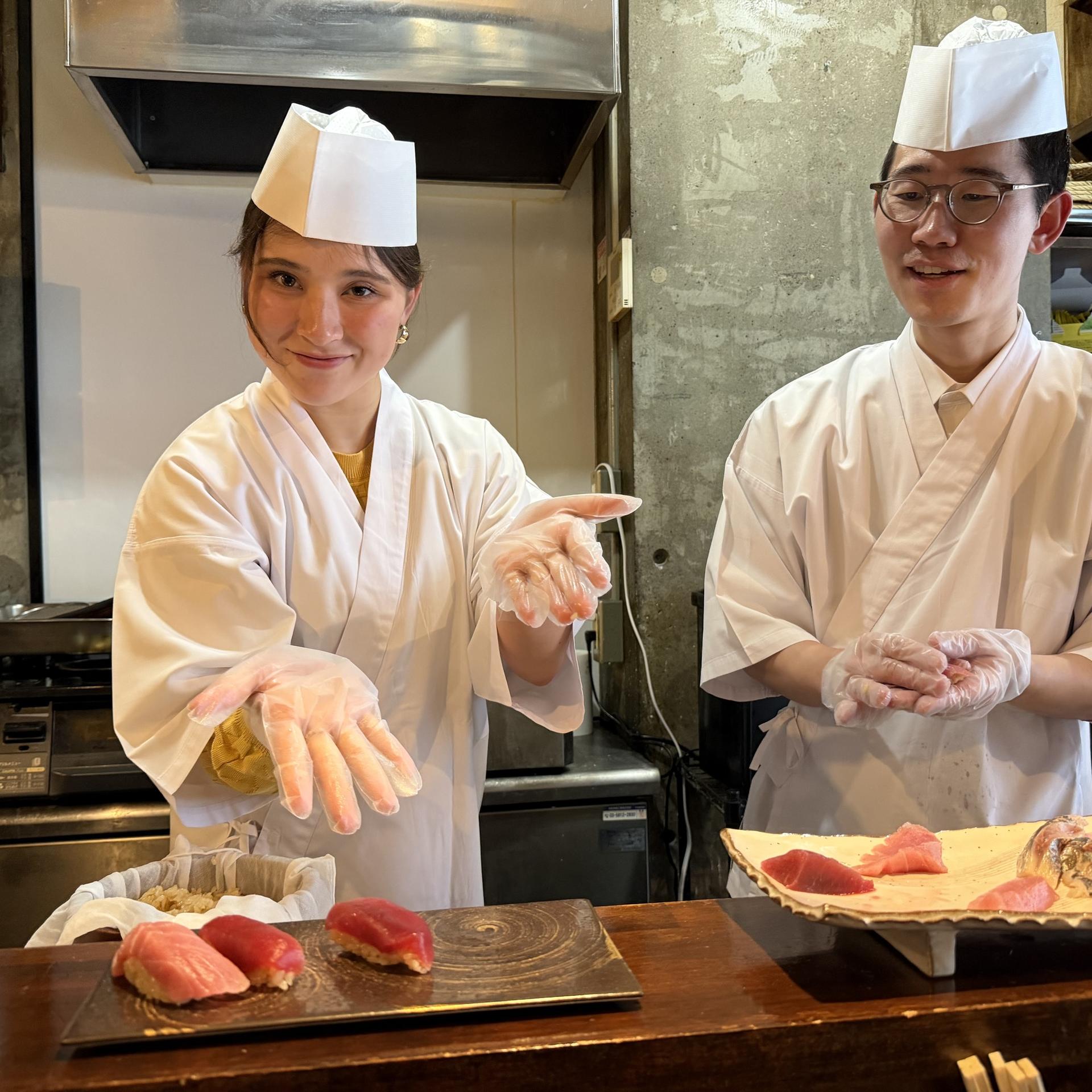 Tokyo Members-Only Restaurant: Sushi Making Experience - Thumbnail 3