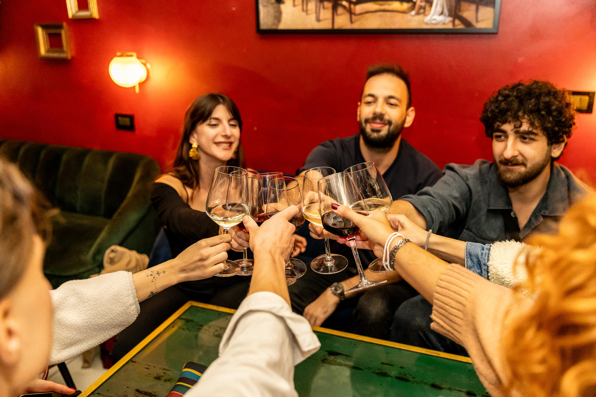 Rome: Guided Bar Crawl with Drinks & Dark History - Thumbnail 14