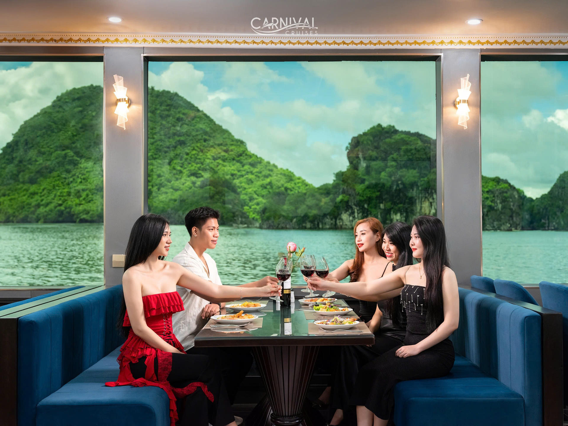 Carnival Luxury Day Cruise: Ha Long Bay with Sung Sot, Titop Island - Thumbnail 23