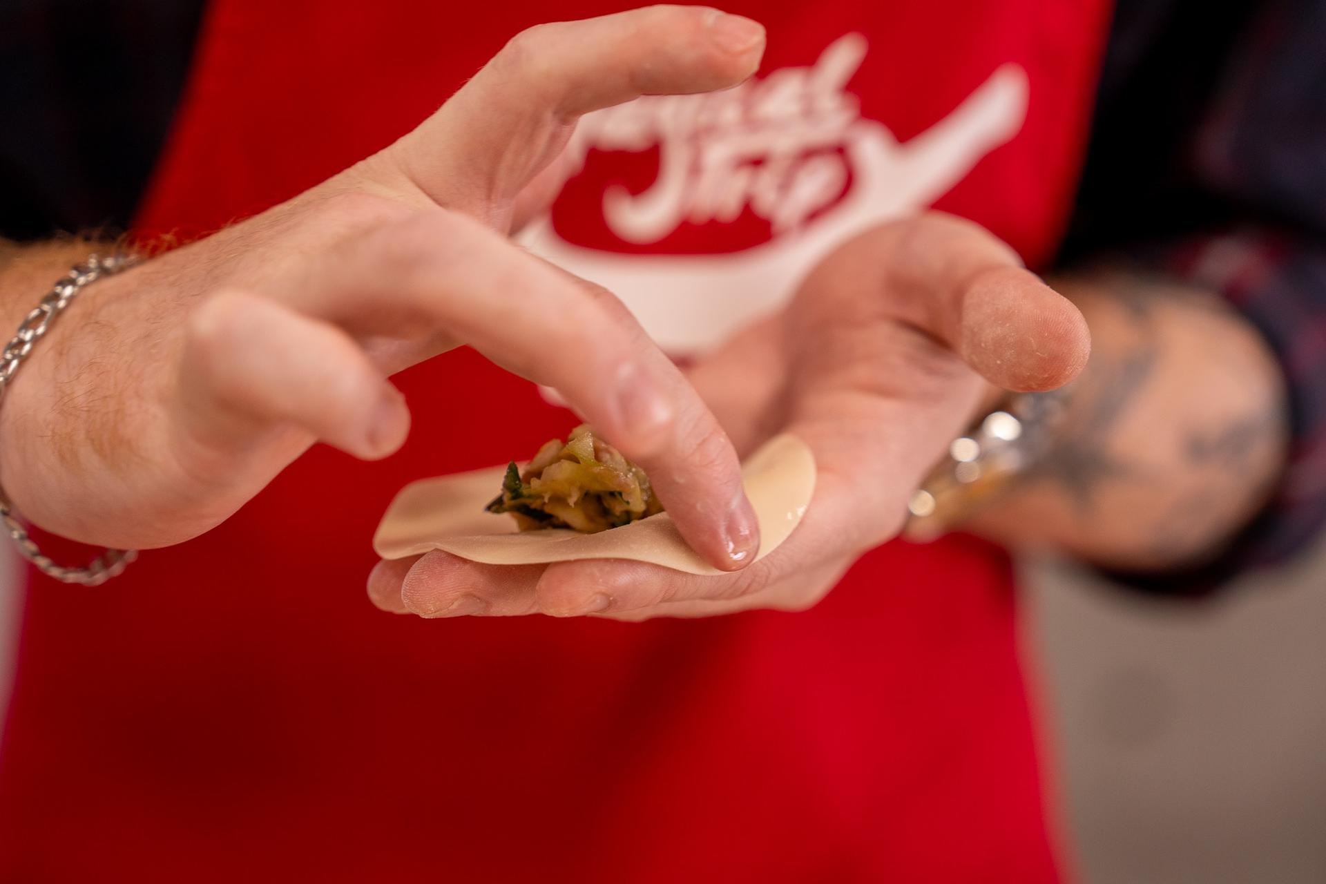 Osaka Soul Food Cooking Class: 3 Dishes, Sake & a Local Market Visit - Thumbnail 6