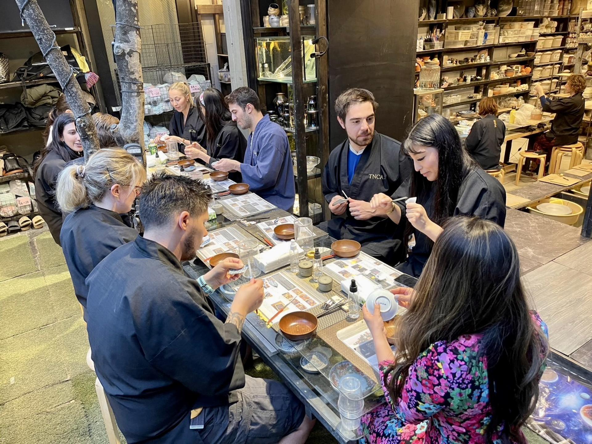 Authentic Kintsugi Workshop: Art of Golden Joinery in Shibuya - Thumbnail 7