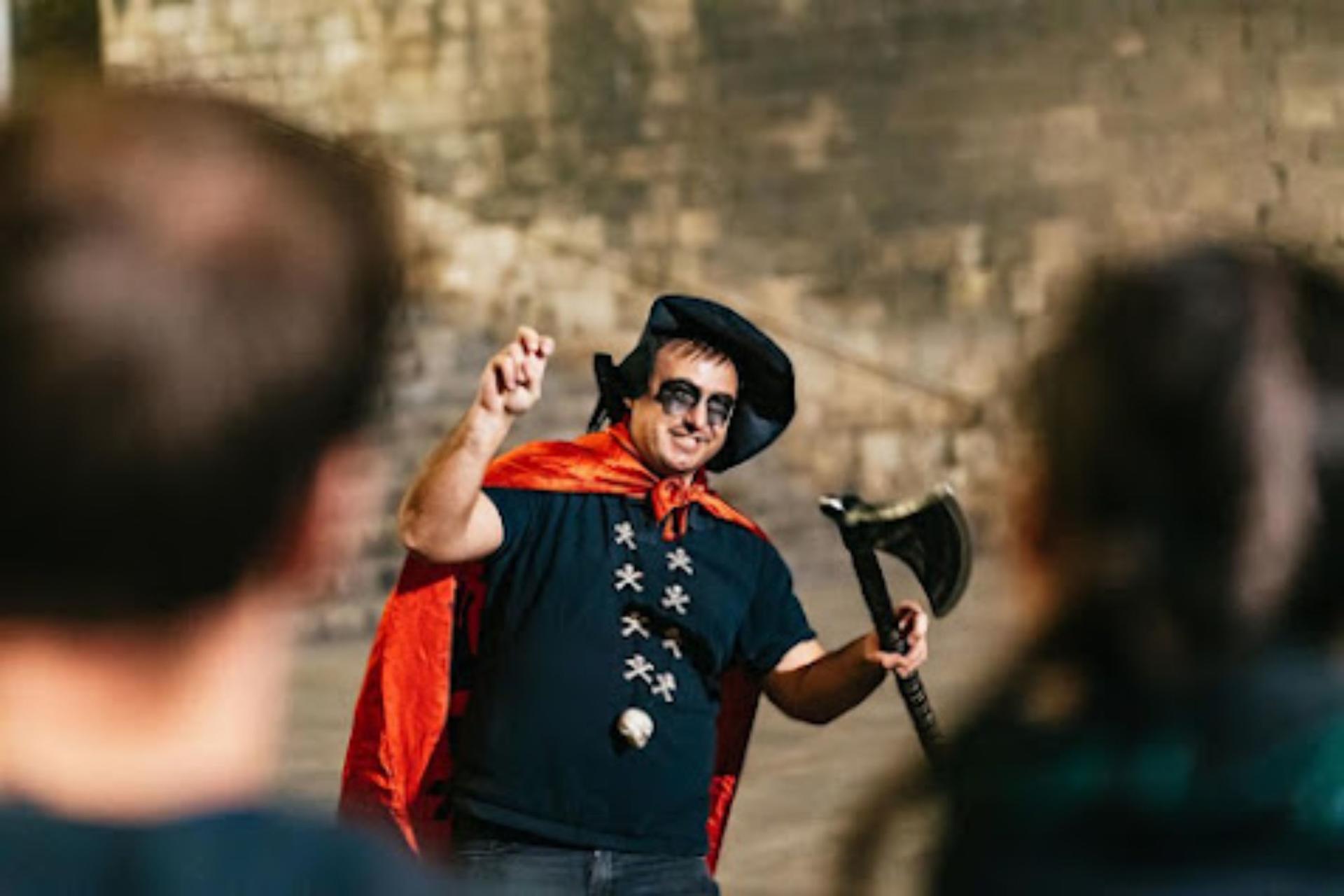 Ghosts and legends walking tour in Barcelona - Image 1