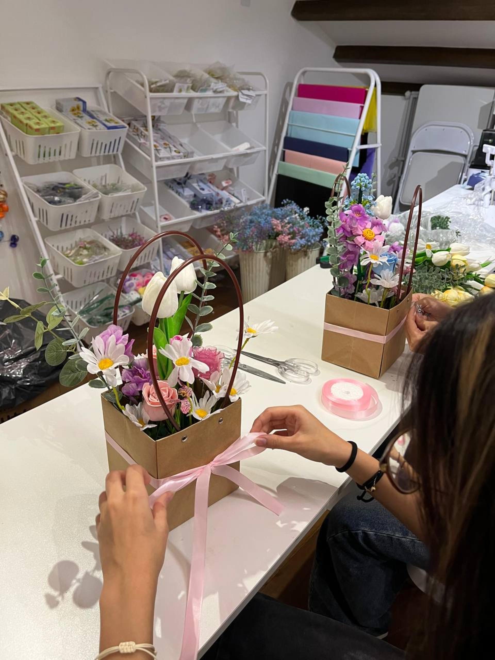 Traditional Matcha & Brick Flowers Art Workshop - Thumbnail 7