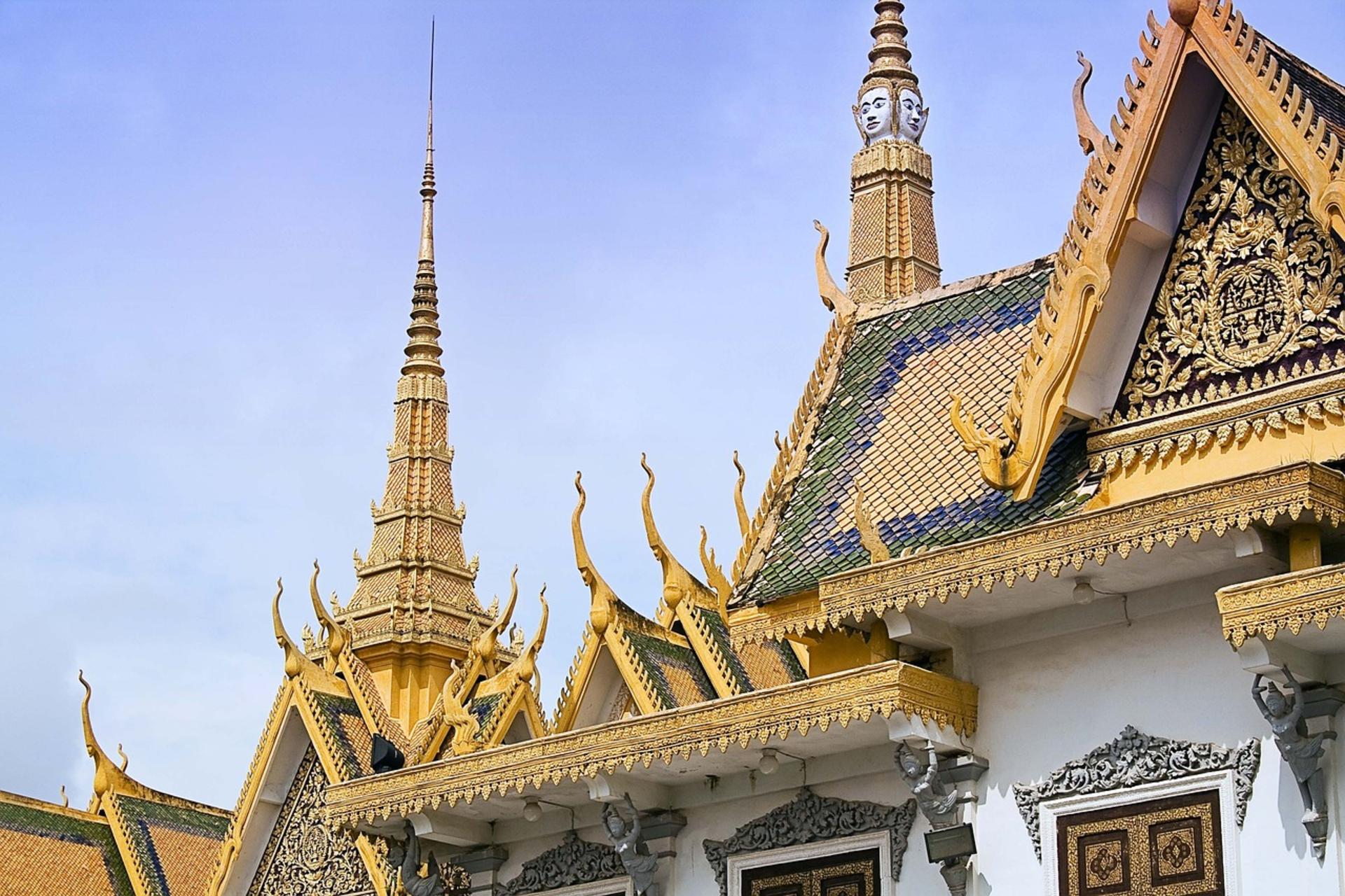 Ho Chi Minh Car Rental With Driver To Phnom Penh, Cambodia Or Vice Versa - Thumbnail 3