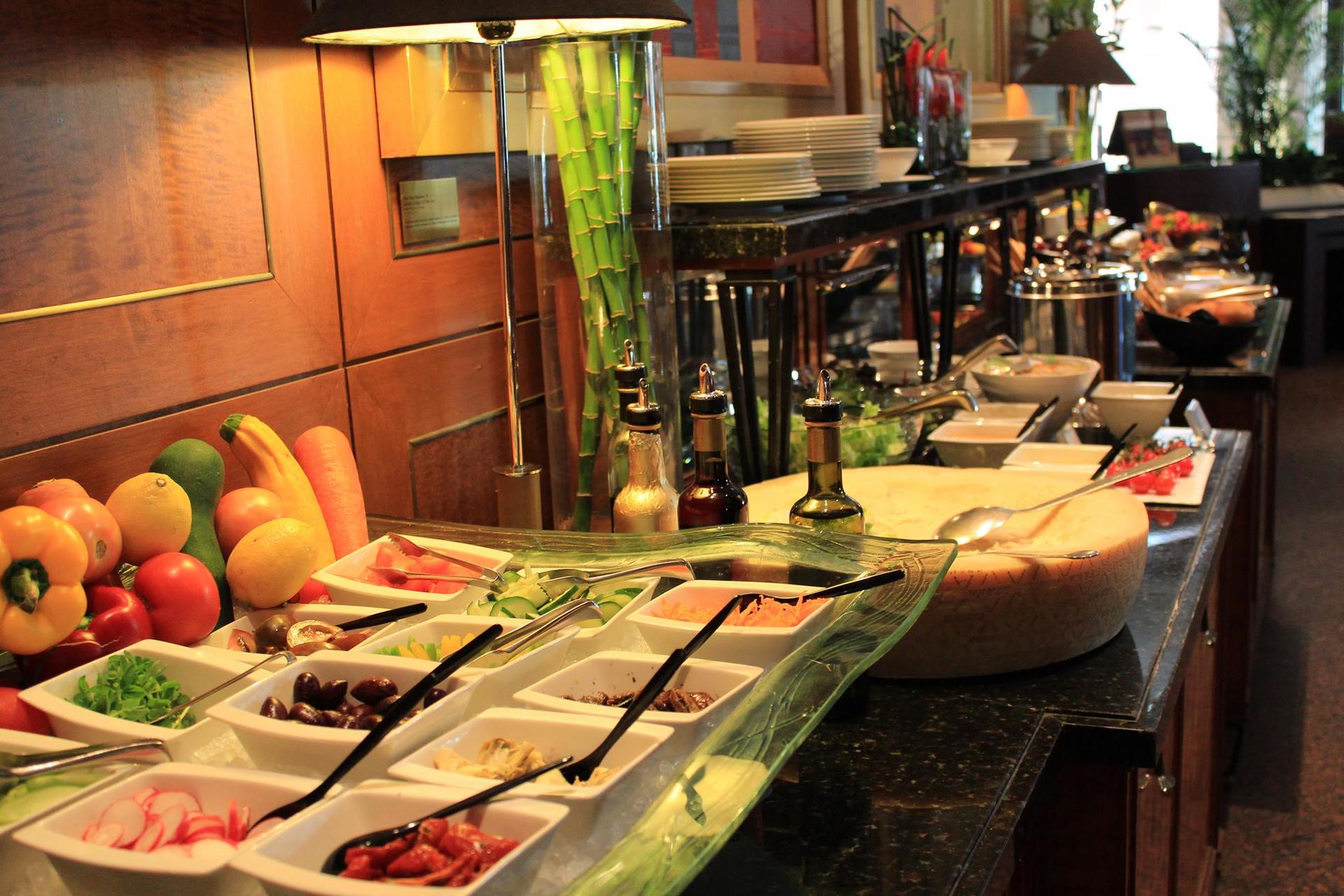 Lobby Lounge & The Terrace At Conrad Singapore Marina Bay - Thumbnail 6