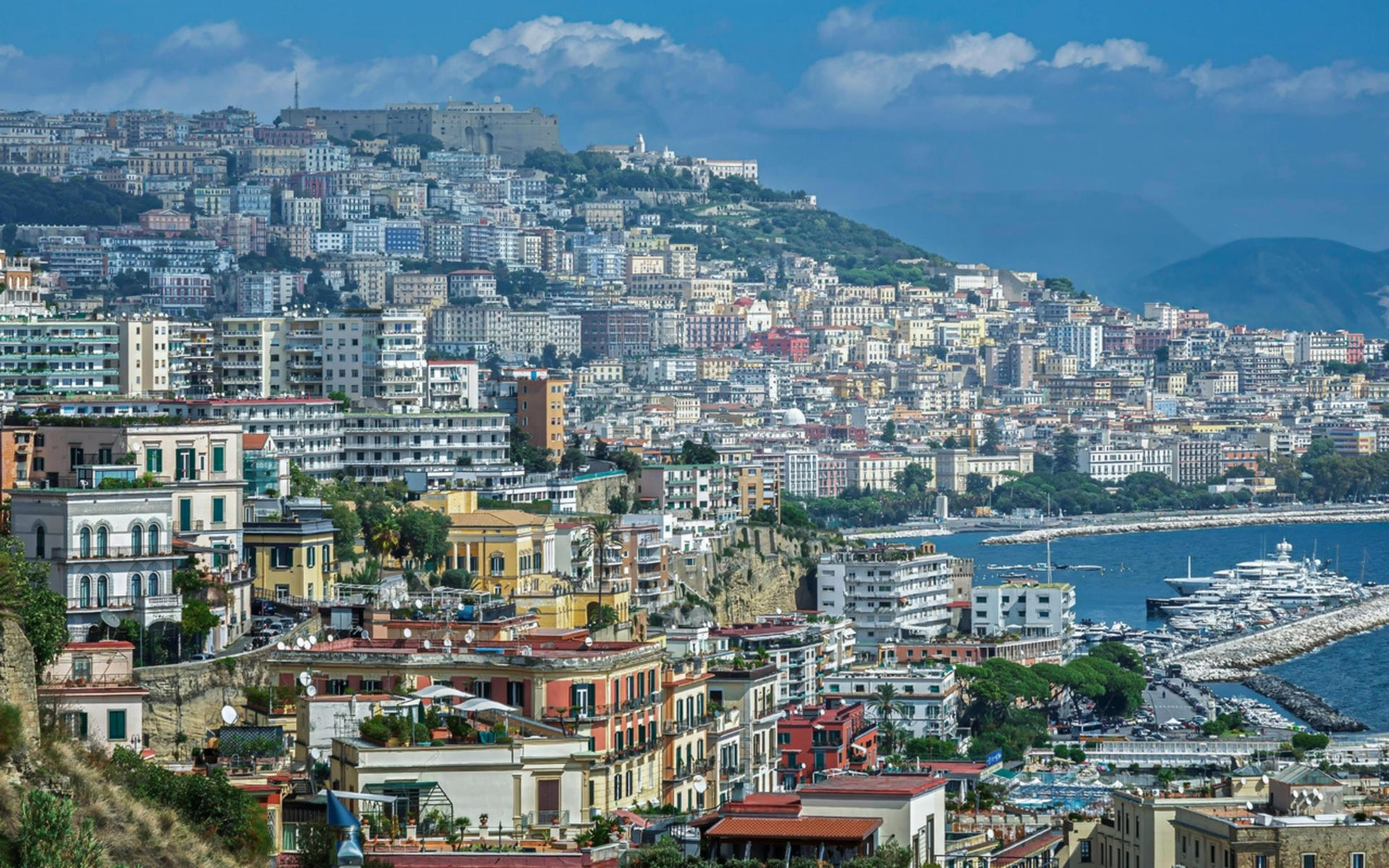 Naples-Amalfi Round Trip Fast Ferry Ticket - Thumbnail 4