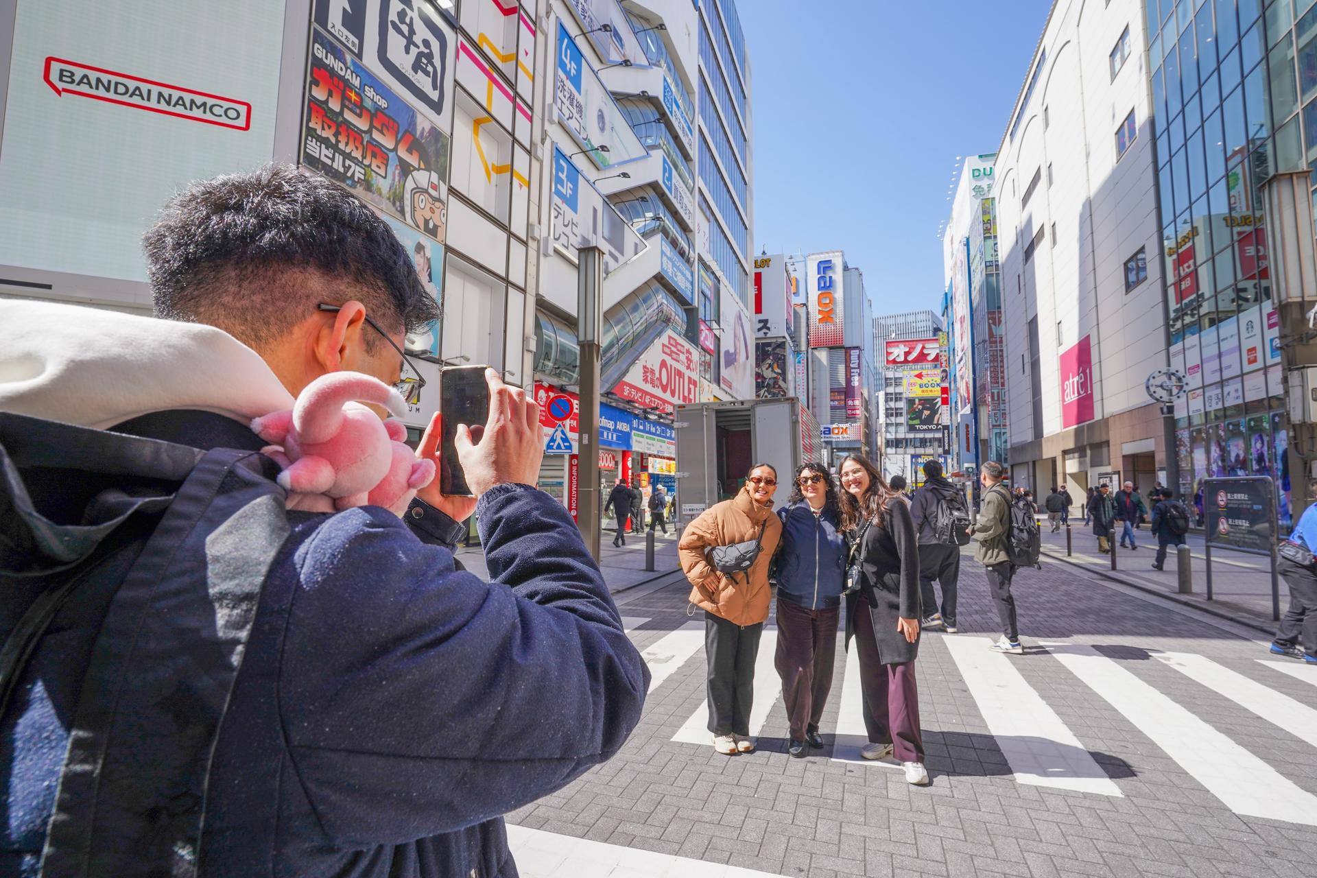 Akihabara Electric & Anime Town Walk : Dive into The Holy Land of Ot - Thumbnail 21