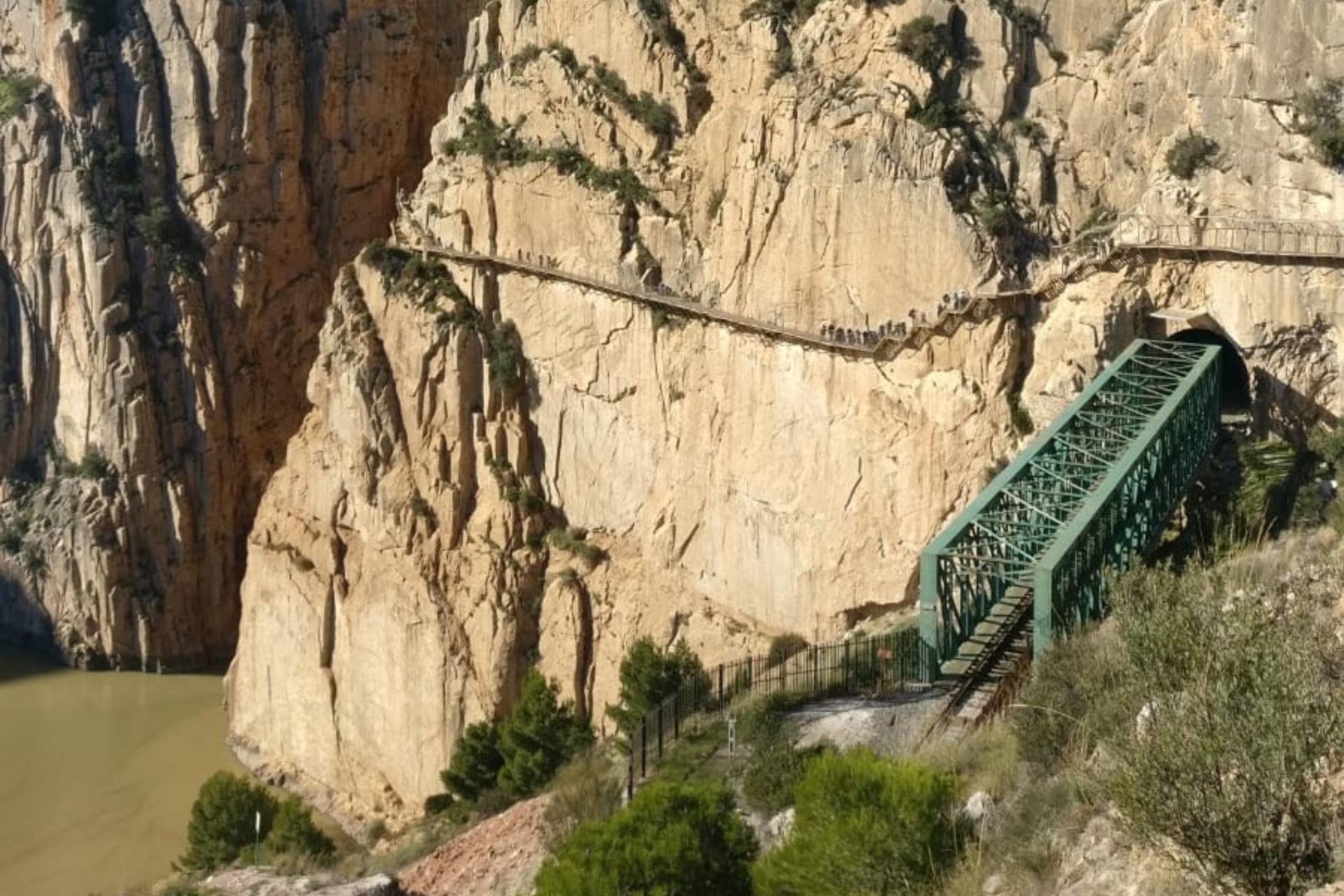 Caminito del Rey Trekking Tour with Transport from Seville - Thumbnail 4