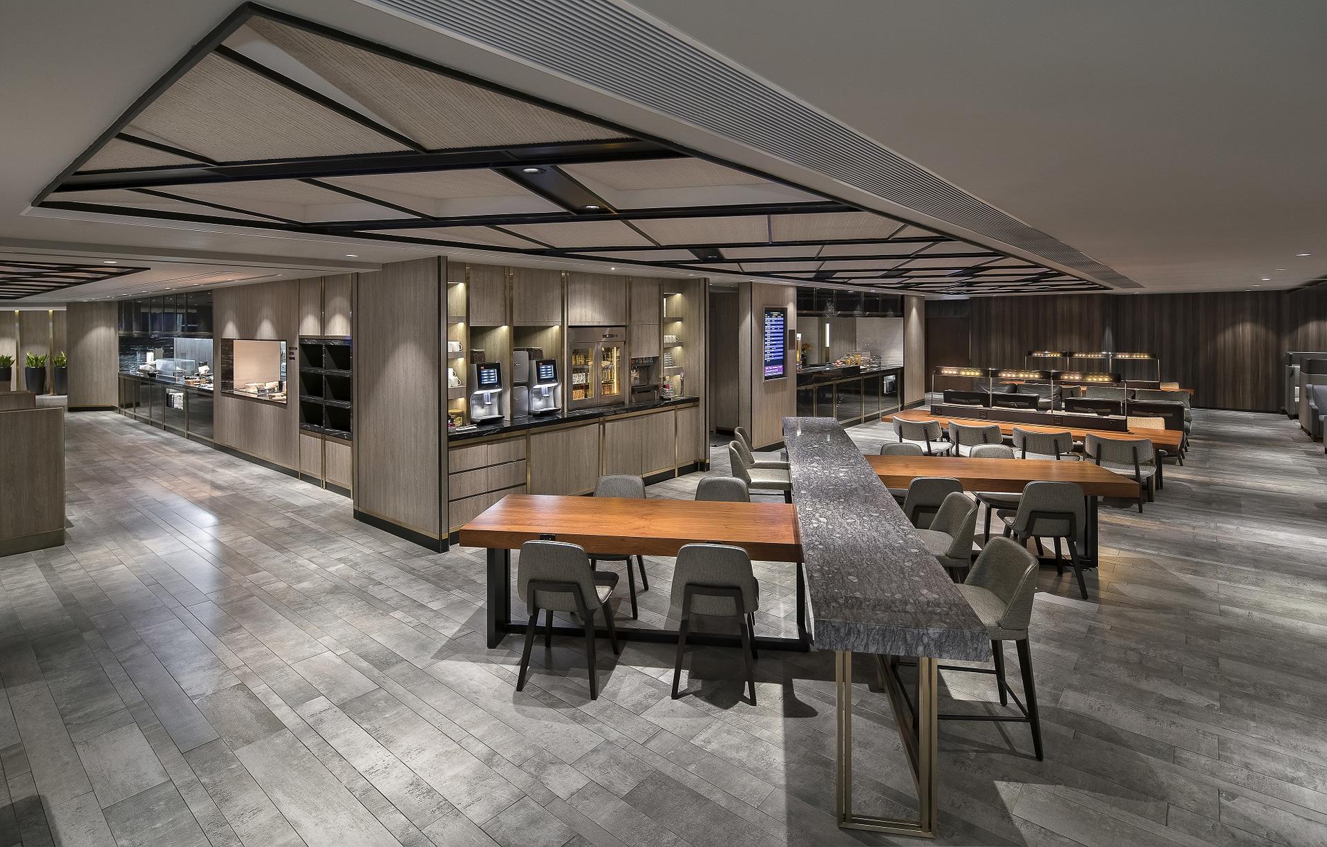 Hong Kong International Airport Lounge Service by Plaza Premium Lounge - Thumbnail 2