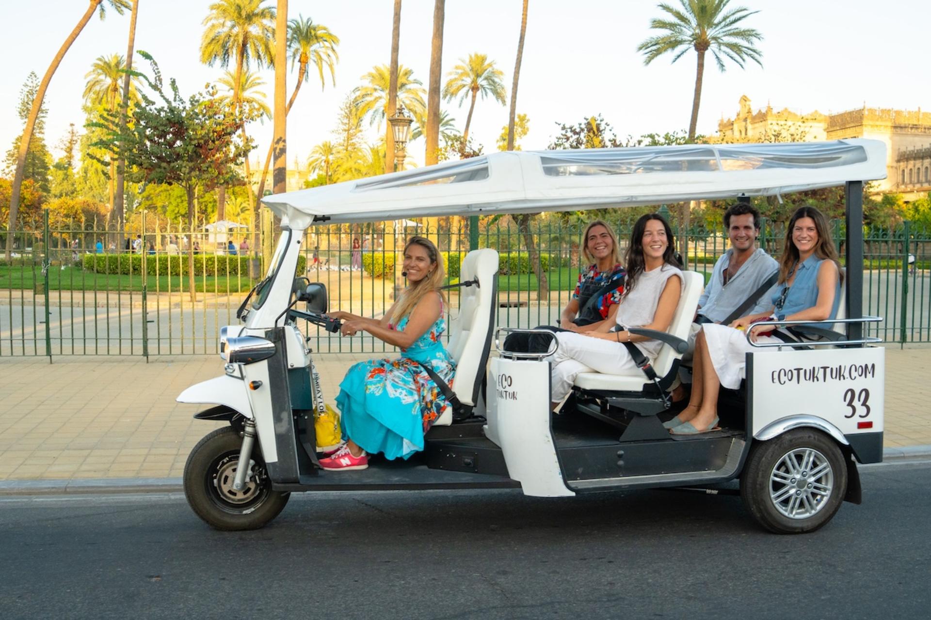 Private Eco Tuk Tuk Tour in Seville - Thumbnail 10
