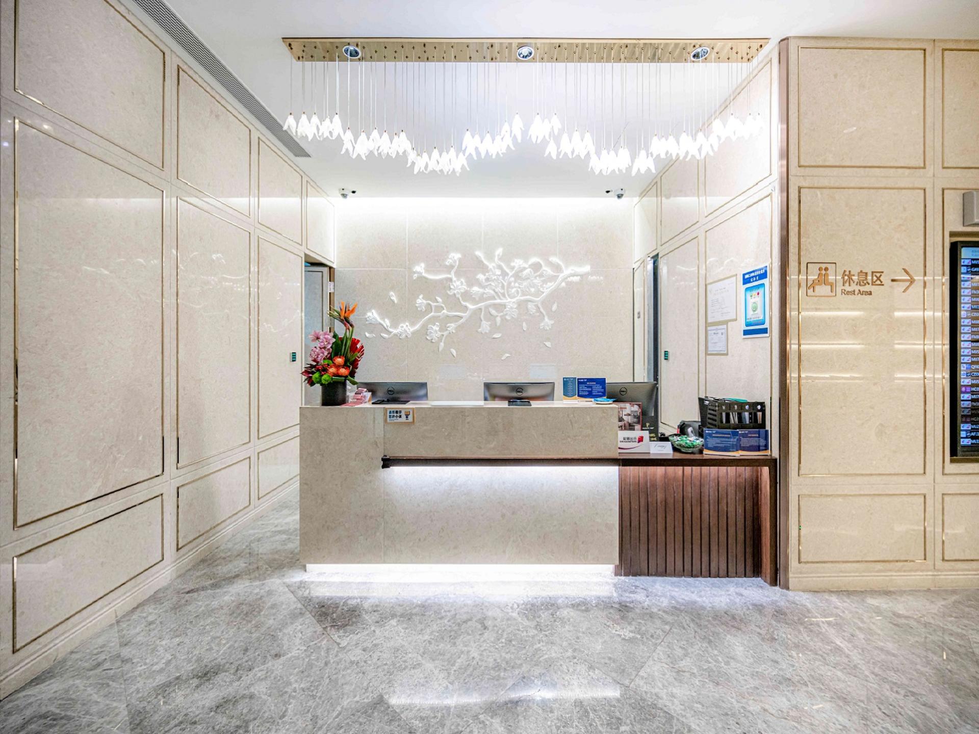 Shanghai Pudong International Airport VIP Lounge Services - Thumbnail 14