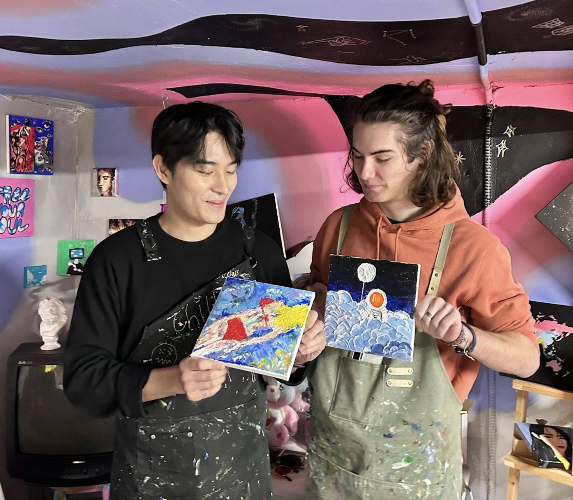 Chill & Art - Fun 3D Painting Experience in Seoul for Beginners - Thumbnail 2