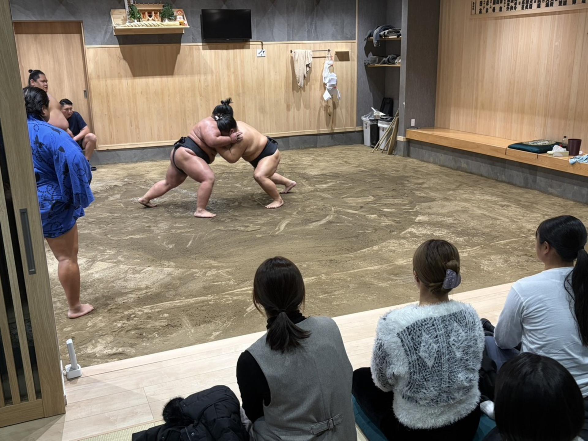 [Watch Sumo Training in Tokyo]  Experience sumo up close! - Thumbnail 2