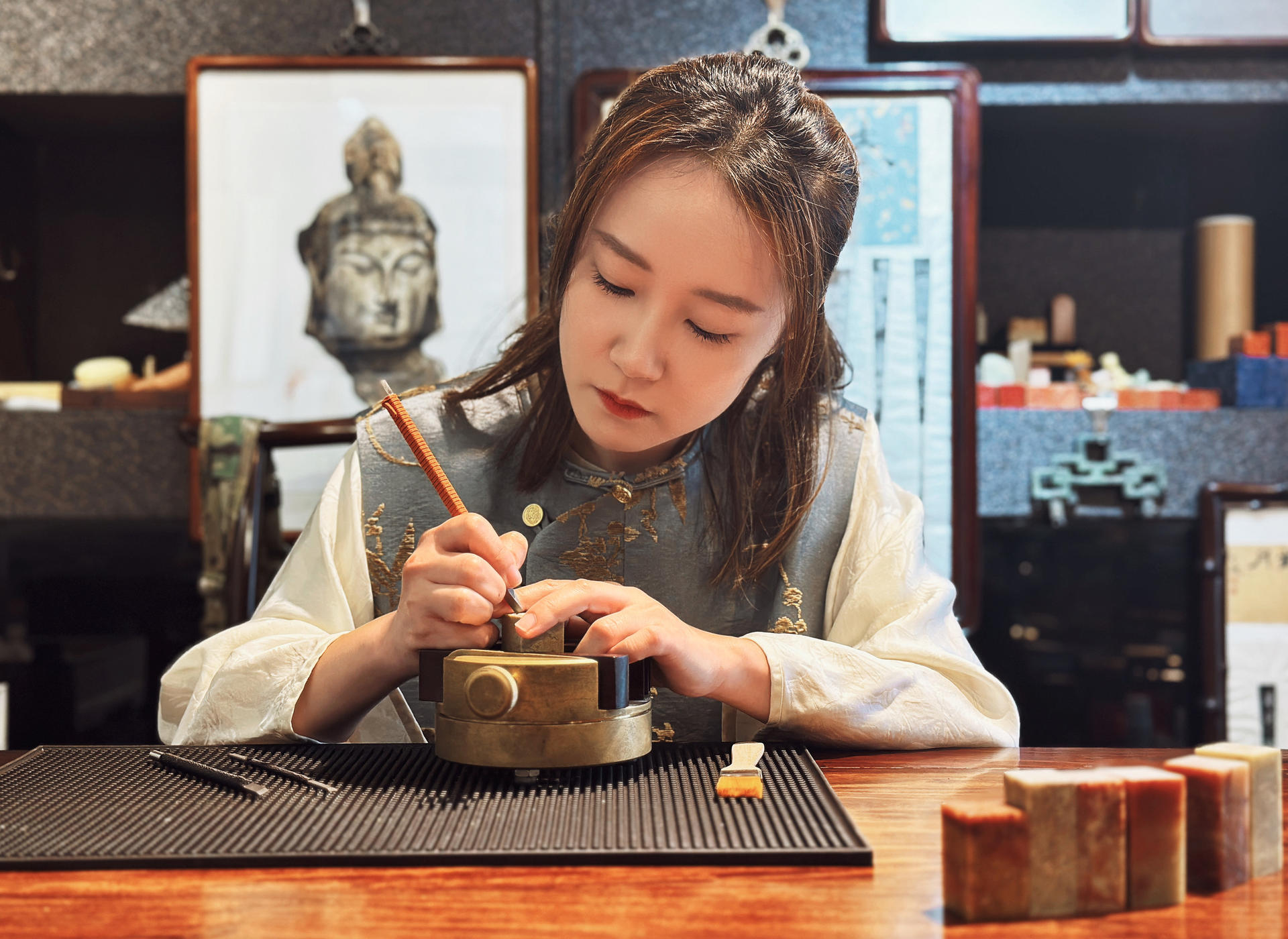 Chinese Seal Cultural Decoding & Carving Workshop - Image 1