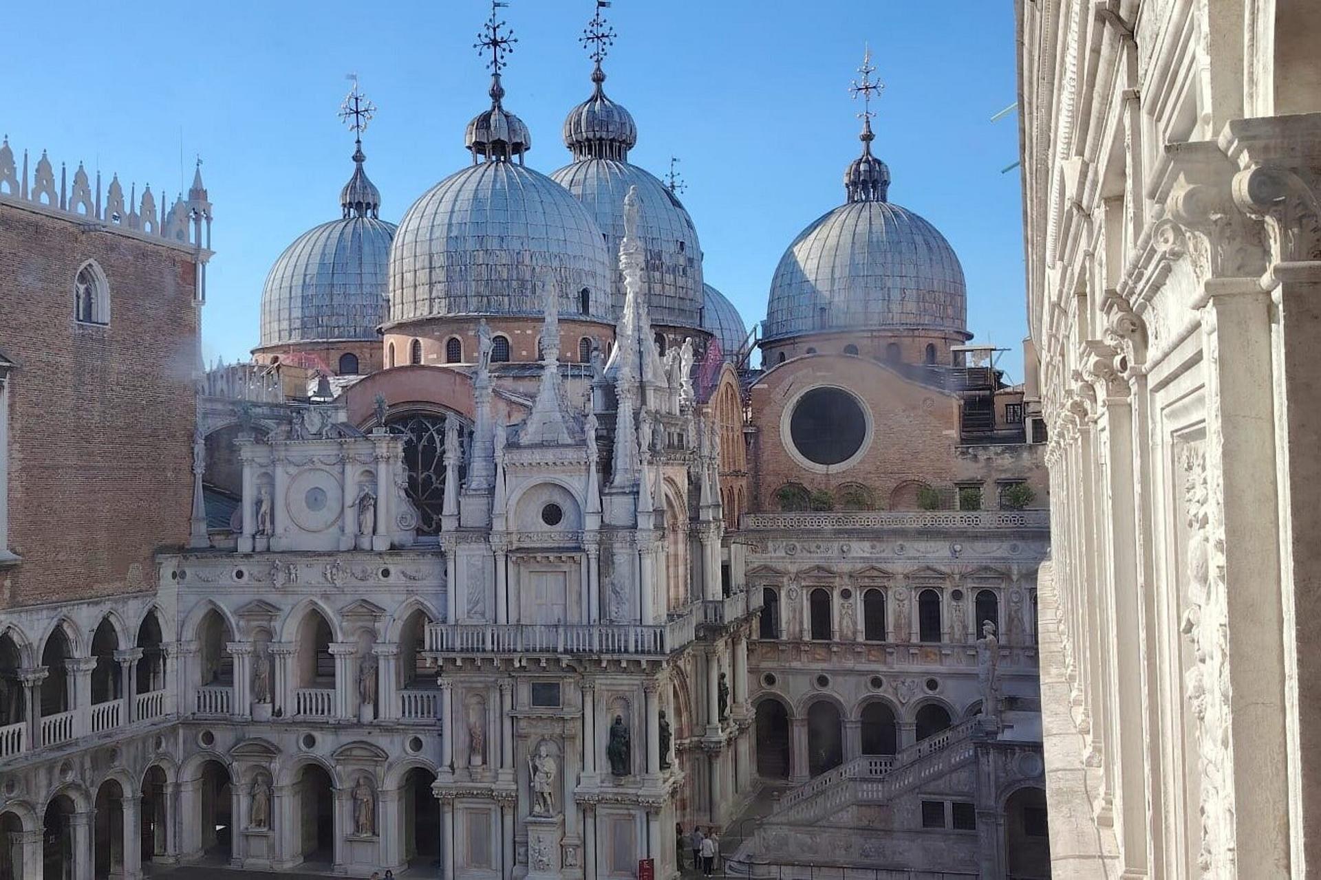 Doge's Palace Tour with Skip the Line Ticket in Venice - Thumbnail 6