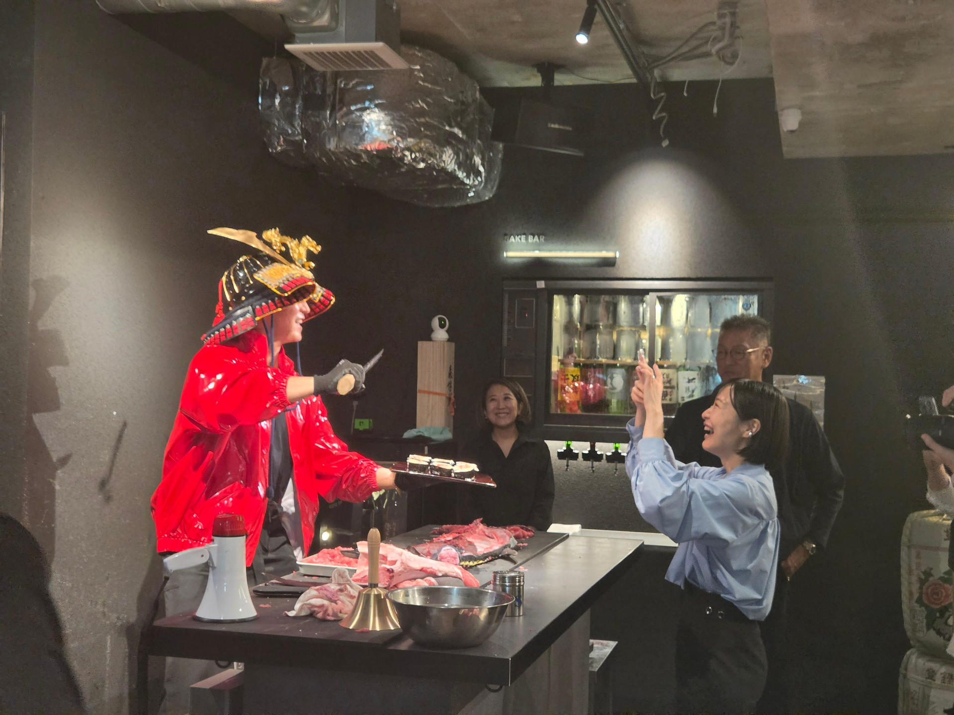 Tokyo: Tuna Cutting Show with Unlimited Sushi & Drinks - Thumbnail 14