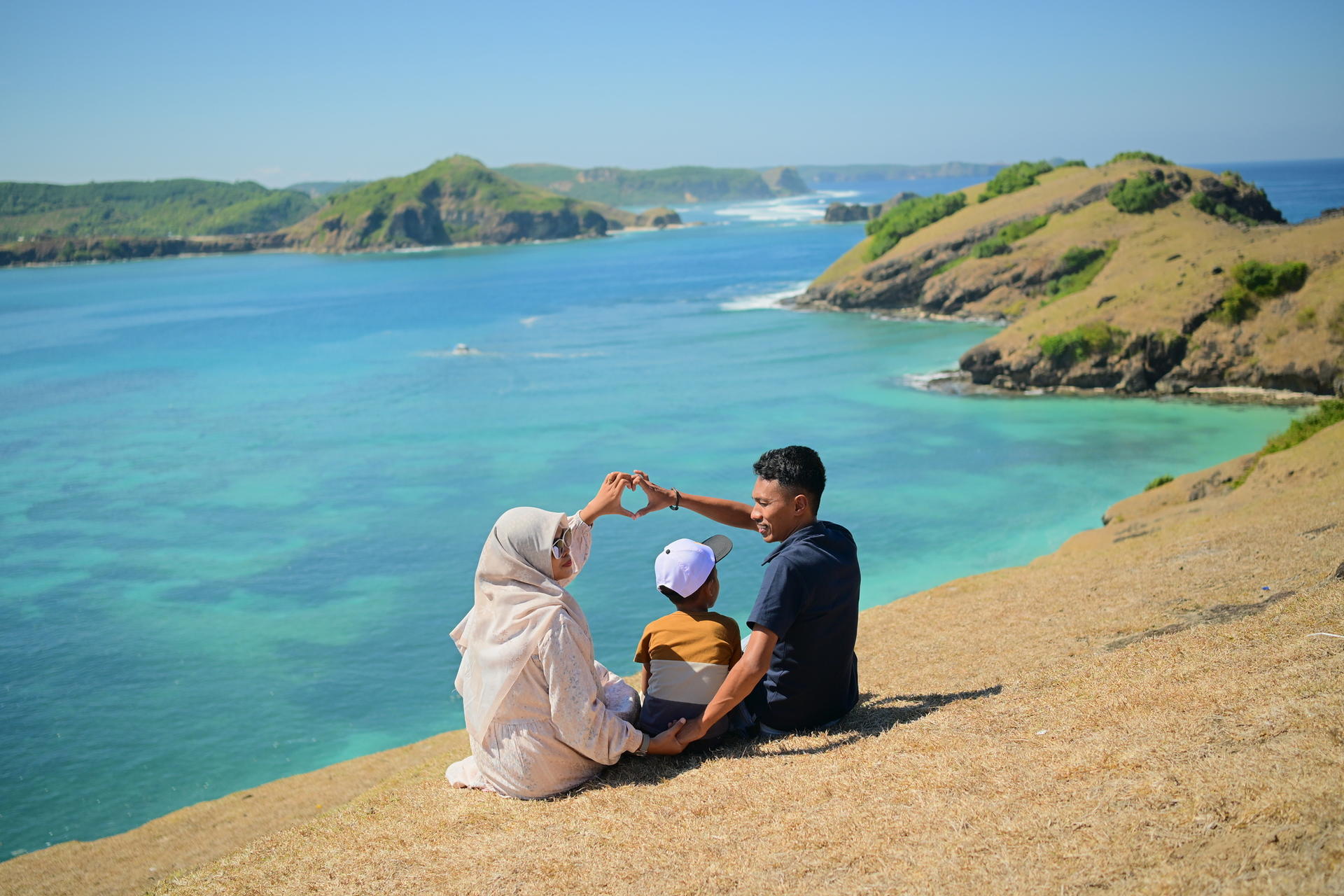 Sasak Village, Kuta Beach, and Aan Cape Private Tour in Lombok - Thumbnail 6