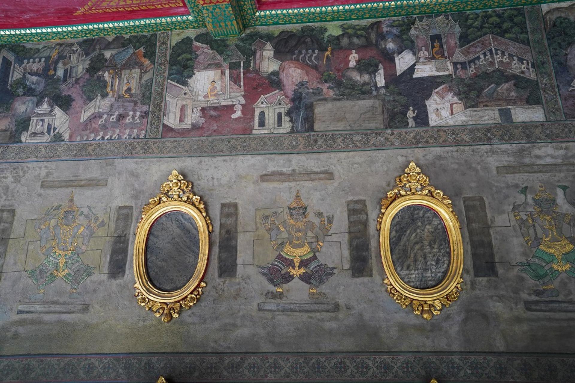 Wat Pho, Wat Arun & Flower Market Guided Walking Tour in Bangkok - Thumbnail 40