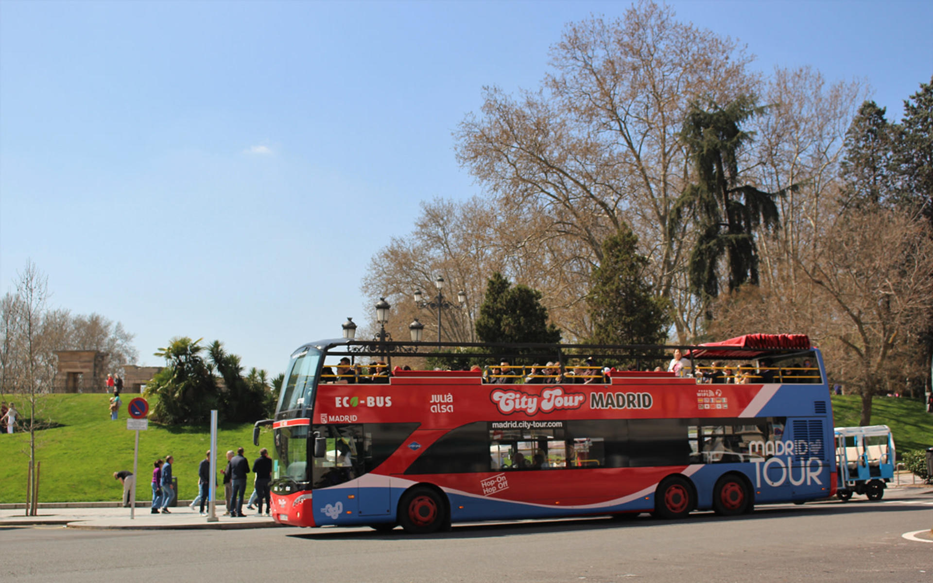 Madrid City Tour Hop On Hop Off - Thumbnail 4
