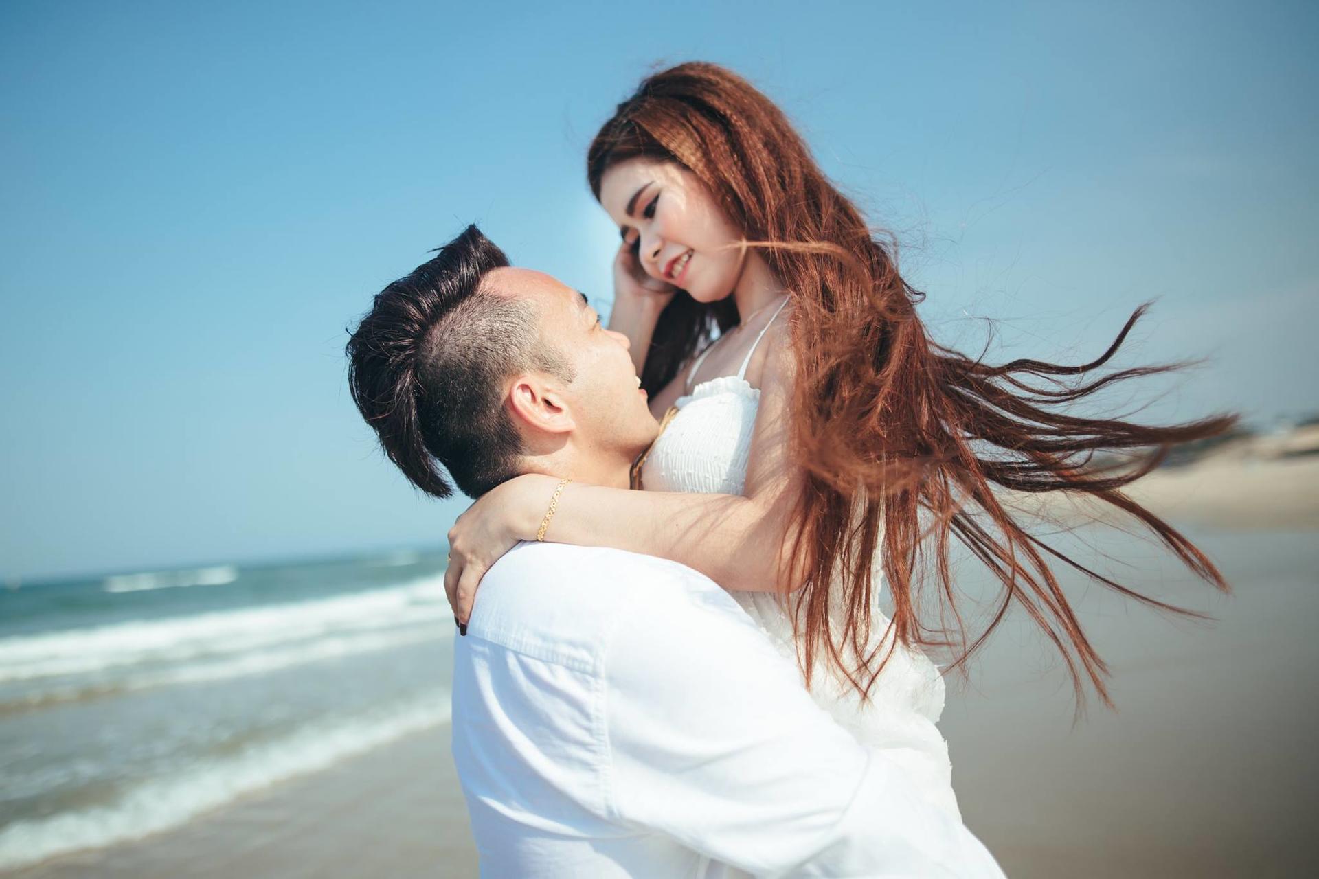 Nha Trang: Beach Photoshoot with Professional Photographer - Thumbnail 6