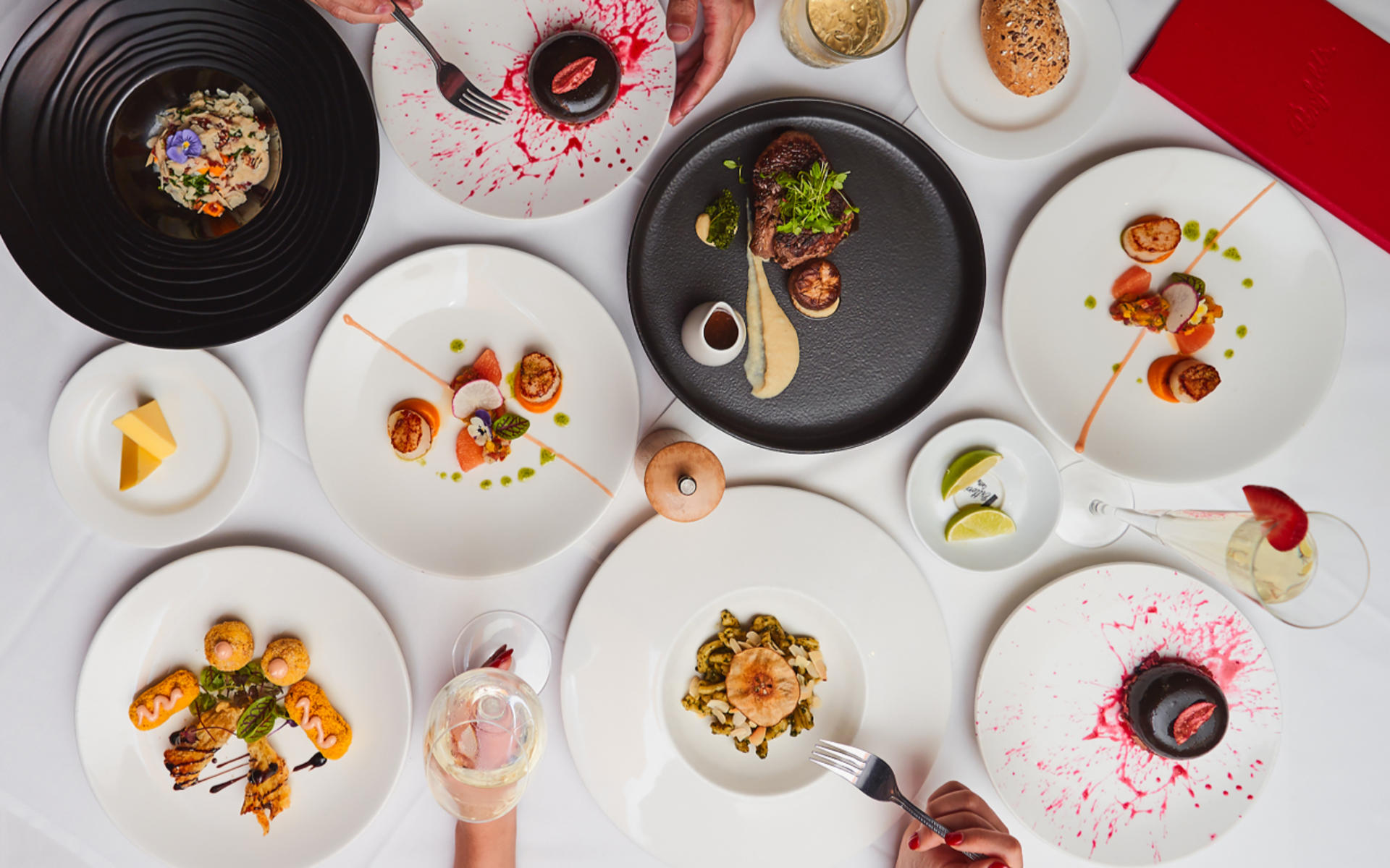 Harbour starlight 4 course dinner cruise in Sydney - Thumbnail 2