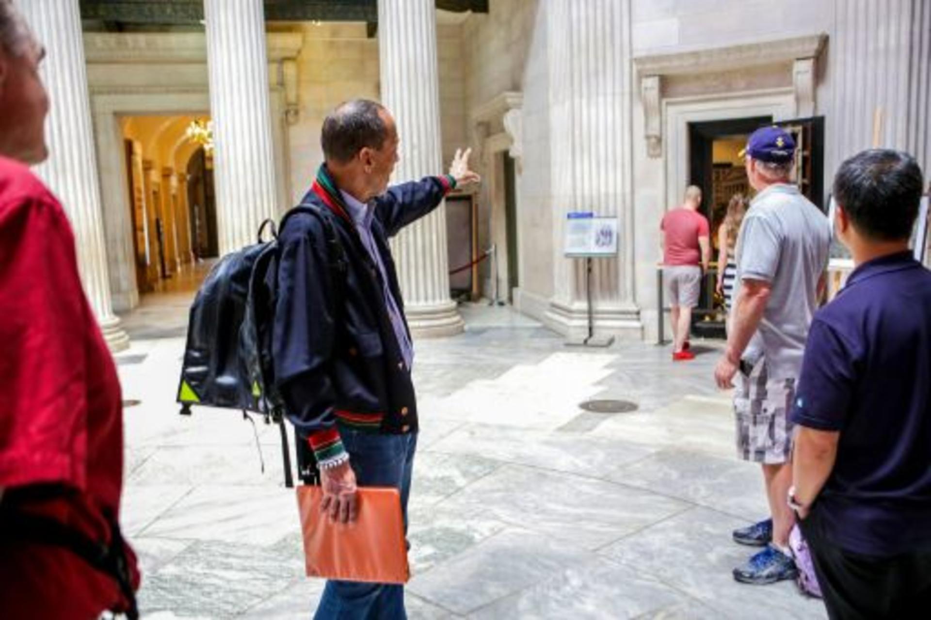 Lower Manhattan Wall Street, 9/11 & Statue of Liberty Walking Tour - Thumbnail 2