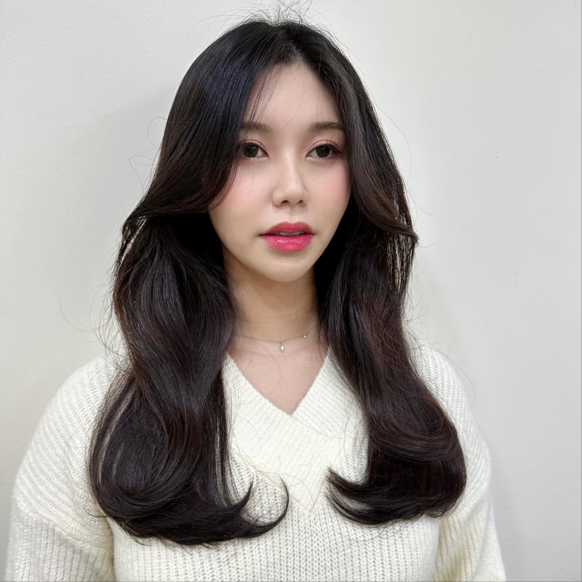 Lee Chul Hair KerKer Color & Perm hair Service in Seoul, Wangsimni - Thumbnail 10