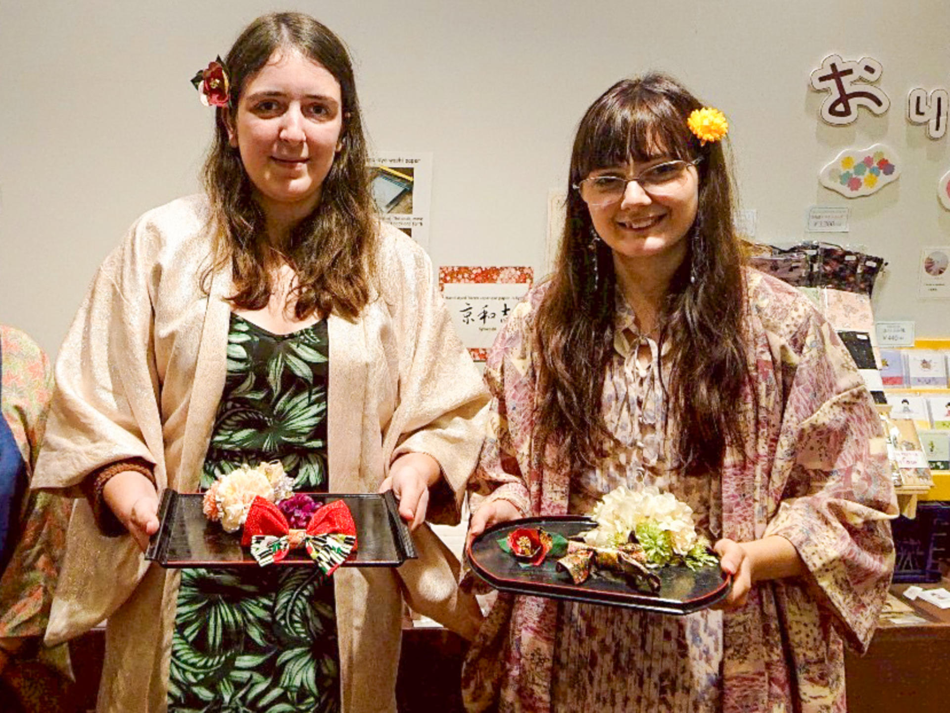 Japanese Hair Accessory & Brooch Making Experience (Tokyo) - Thumbnail 15