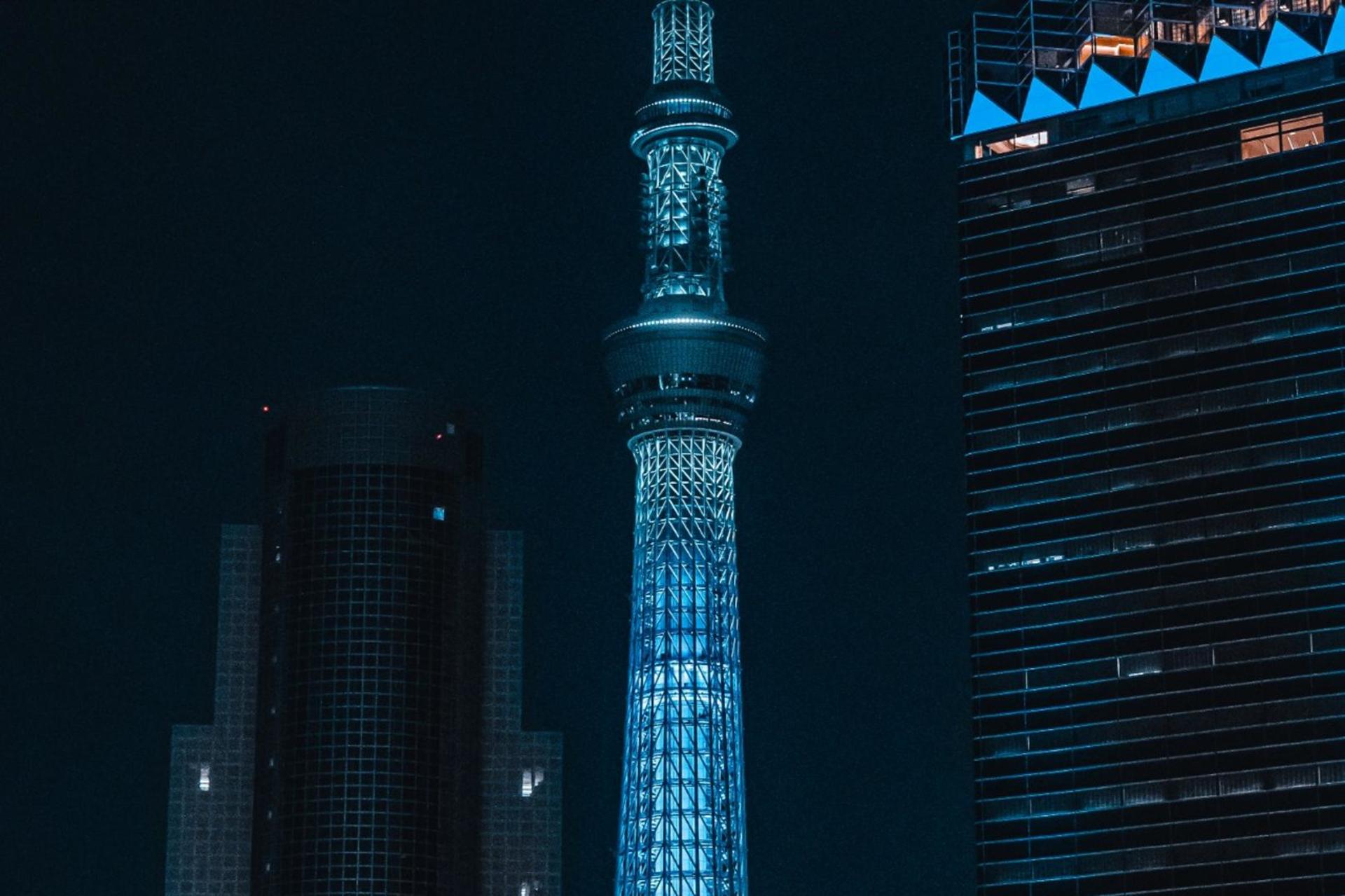 Asakusa Night Evening Walking Tour with English-Speaking Guide - Thumbnail 4