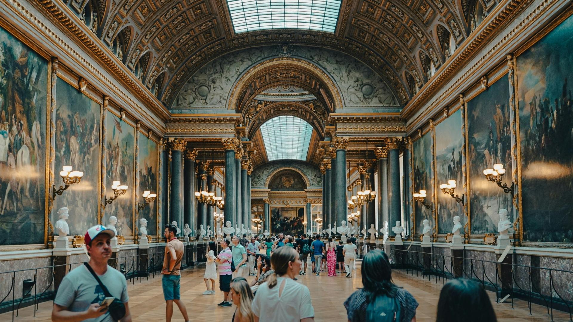 Versailles Historic Palace and Gardens Guided Tour - Thumbnail 5
