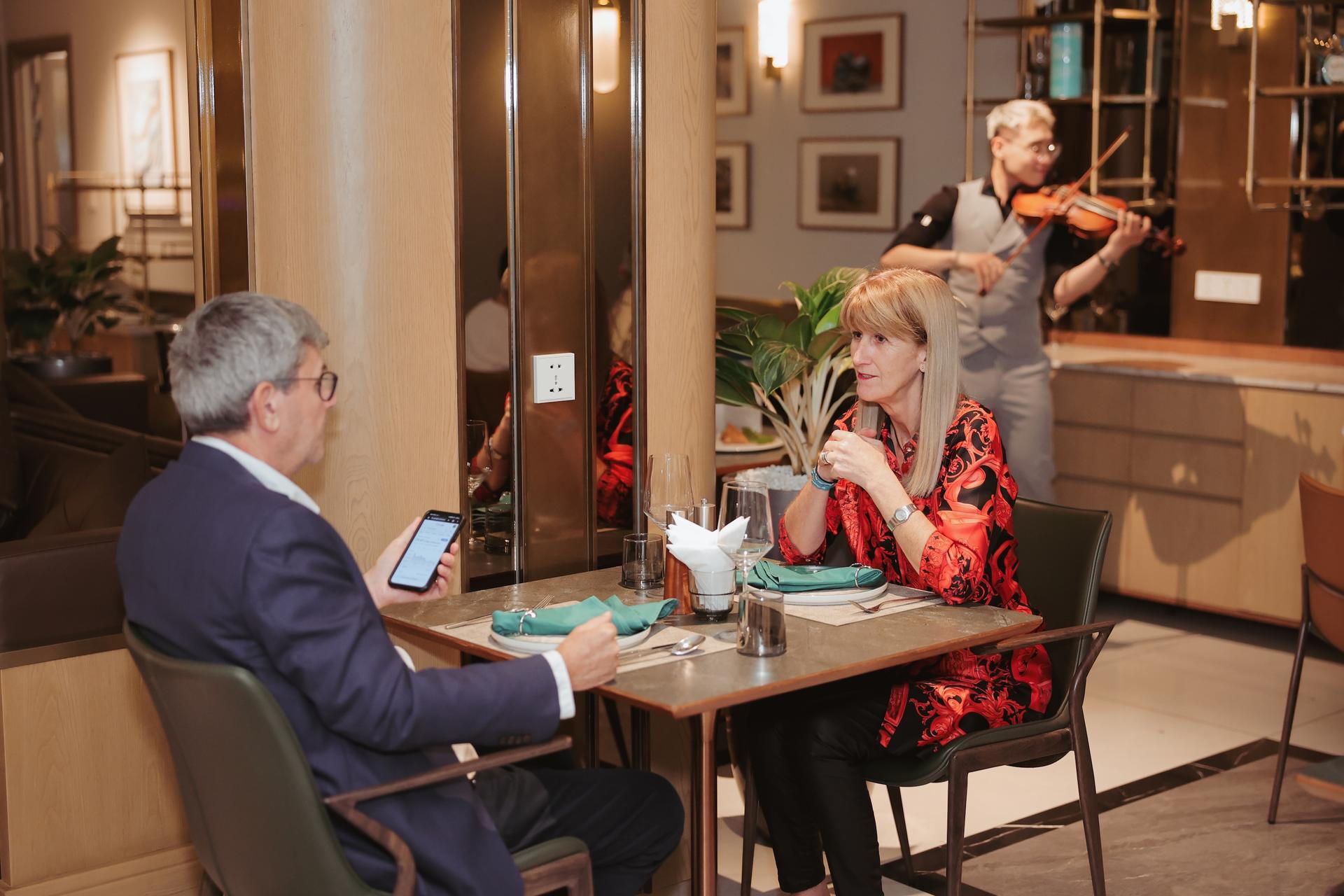 Klook x Link Bistro Saigon: Elegant Dinner Experience in the center  - Thumbnail 14