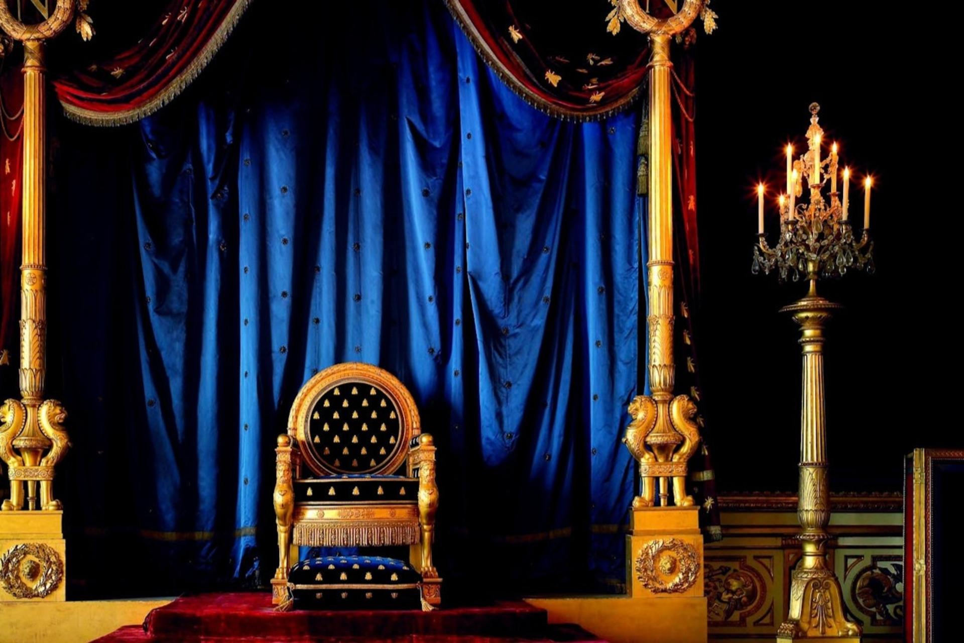 Chateau de Fontainebleau Admission in Paris - Thumbnail 3